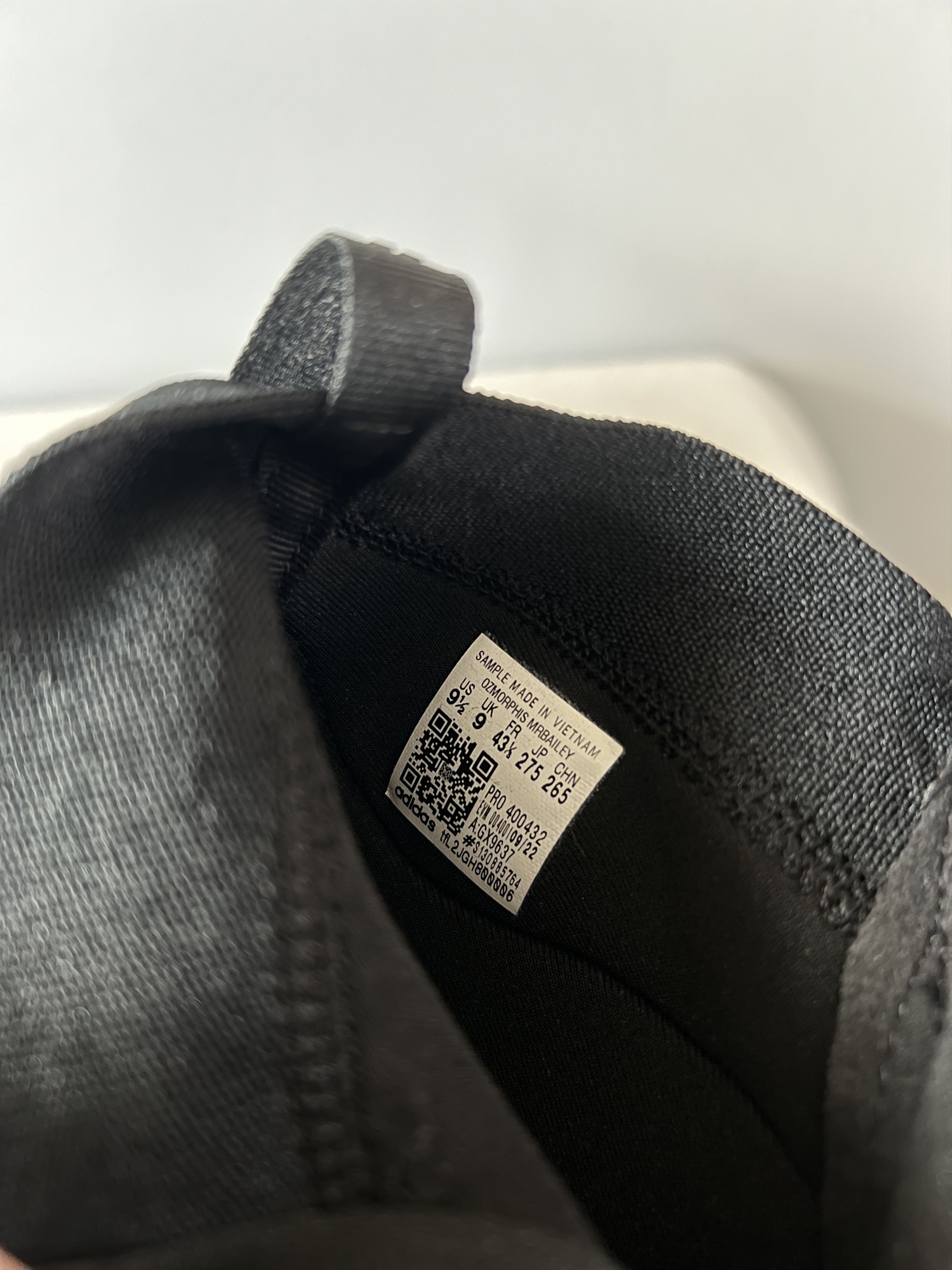 Adidas Adidas Mr. Bailey Ozmorphis Sneakers in Core Black Size US 9.5 / EU 42-43 - 7 Thumbnail