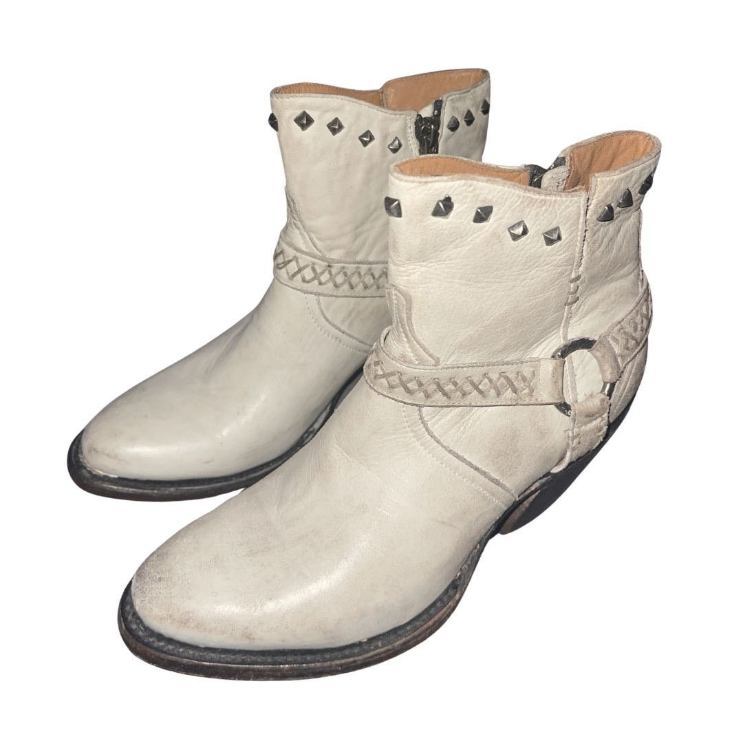 Lucchese Ani Distressed Harness Western Ankle Stud Cowgirl Bootie 7 Size US 7 / IT 37 - 1 Thumbnail