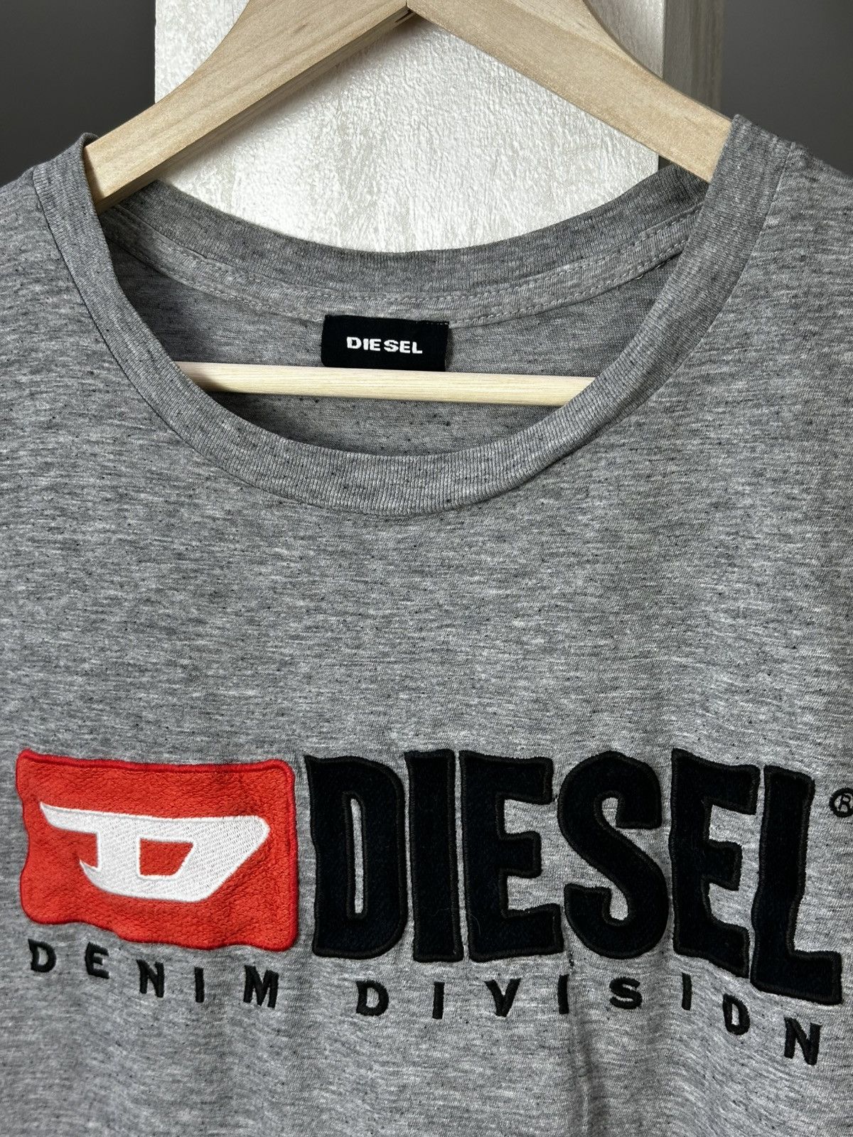 Diesel Y2K Vintage Diesel Tee Shirt Archive Hype Size US L / EU 52-54 / 3 - 5 Thumbnail
