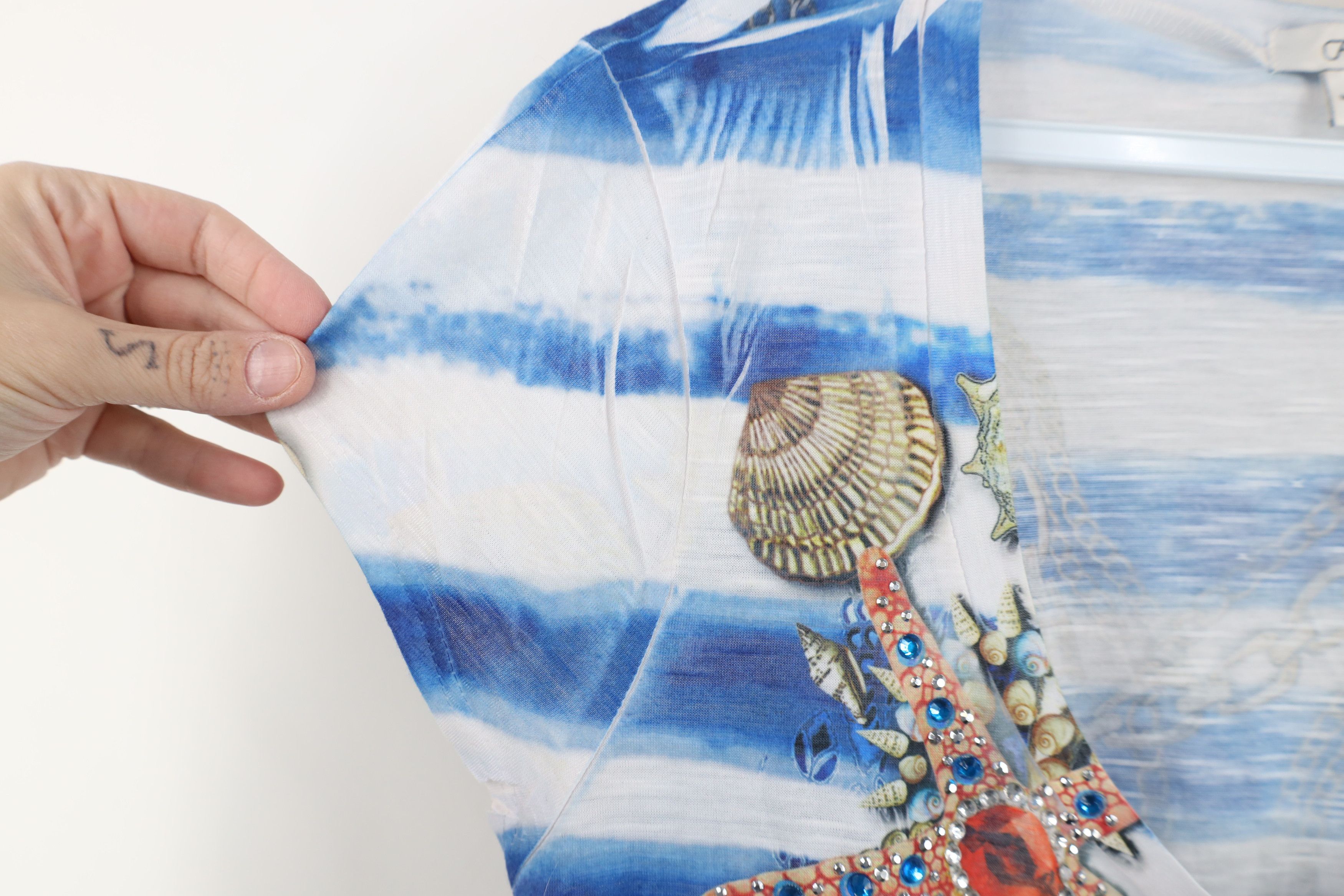 Vintage Vintage Y2K Cache Beach Chain All Over Print T-Shirt USA Size L / US 10 / IT 46 - 7 Thumbnail