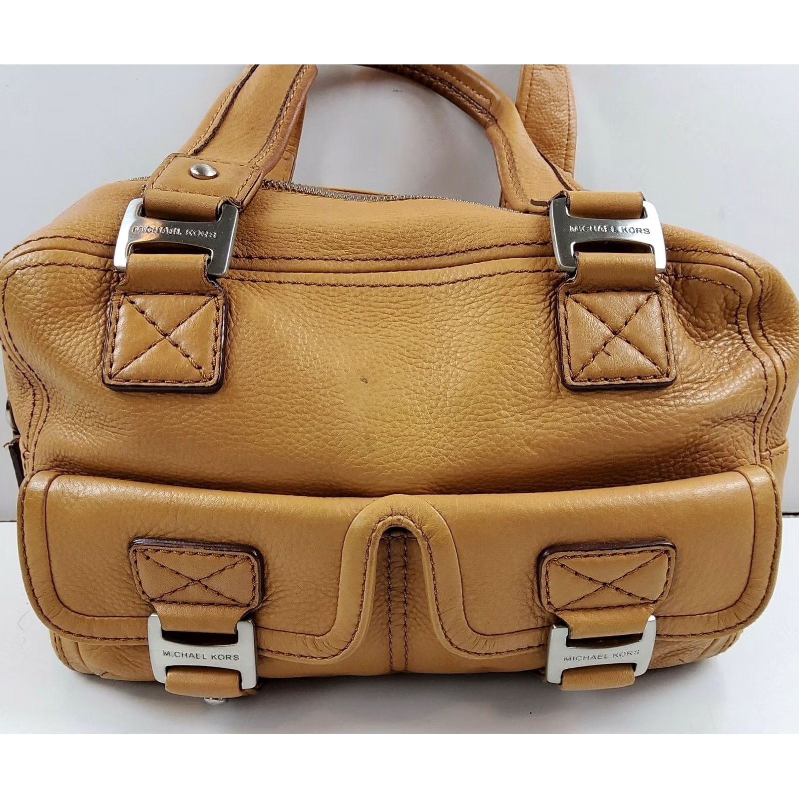 Michael Kors Michael Kors Leather Barrel Satchel Handbag Purse Tan Womens Medium Brown Leather Zip Closure Satchel Purse Size ONE SIZE - 5 Thumbnail
