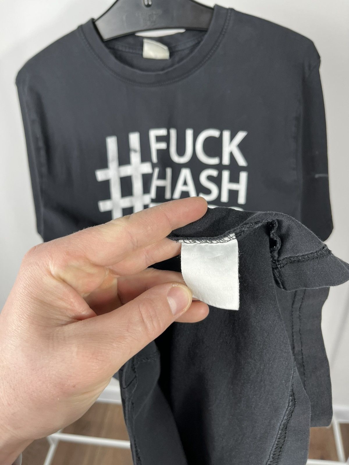 Other Vintage Black Graphic T Shirt Fuck Hashtags Streetwear Size US L / EU 52-54 / 3 - 8 Thumbnail