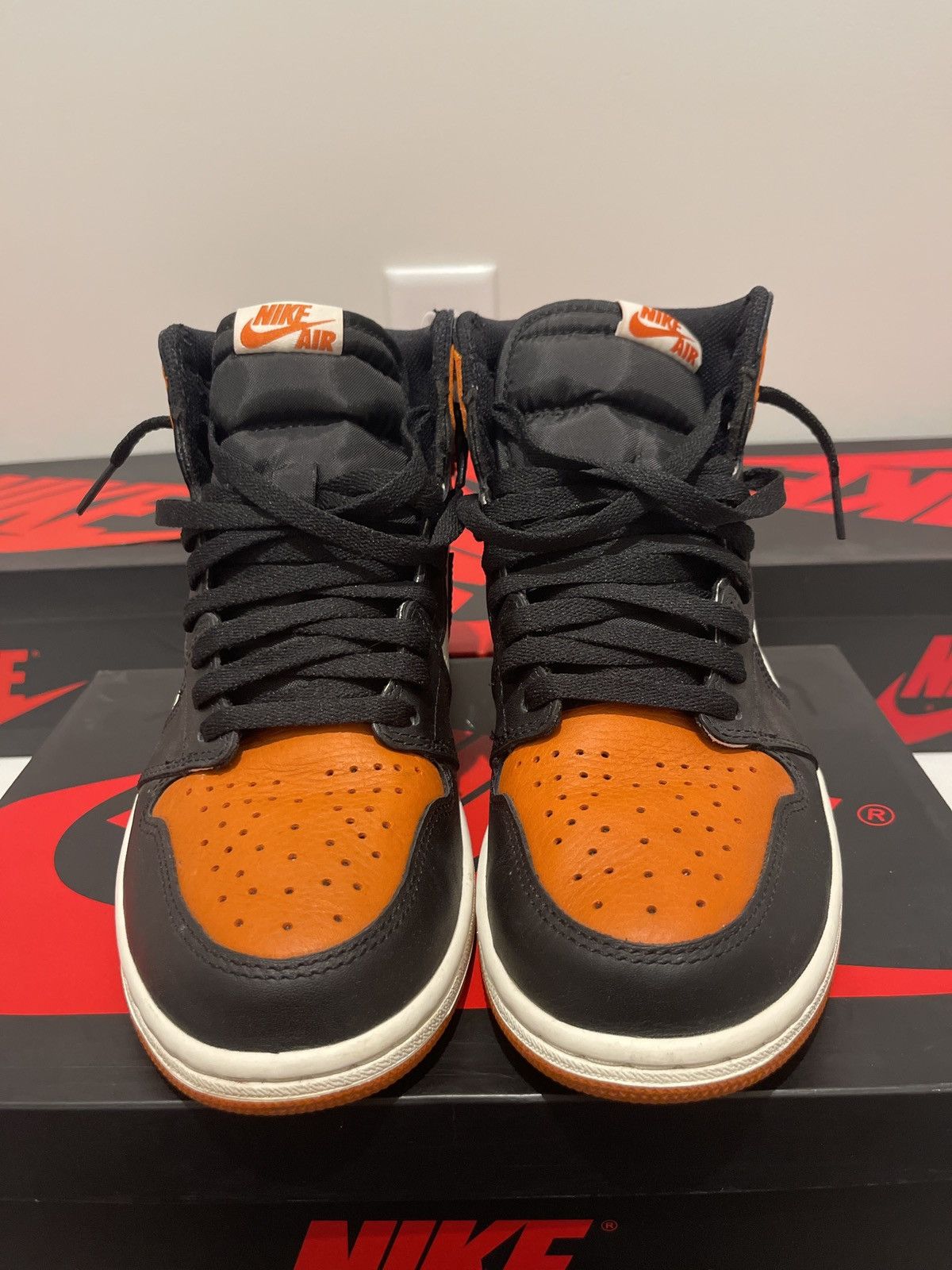 Jordan Brand Jordan Air Jordan 1 Retro High OG Shattered Backboard 2015 Size US 8.5 / EU 41-42 - 5 Thumbnail