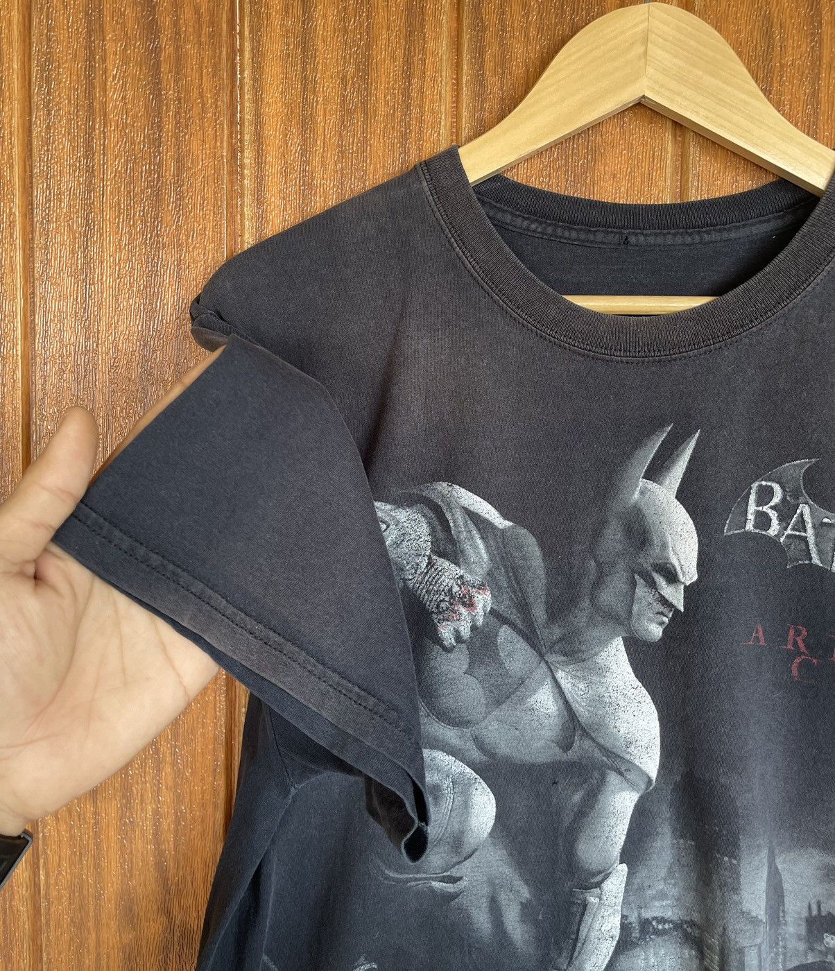 DC Comics Vintage’y2k🔥BATMAN🔥Full Print Faded Tshirt Size US L / EU 52-54 / 3 - 4 Thumbnail