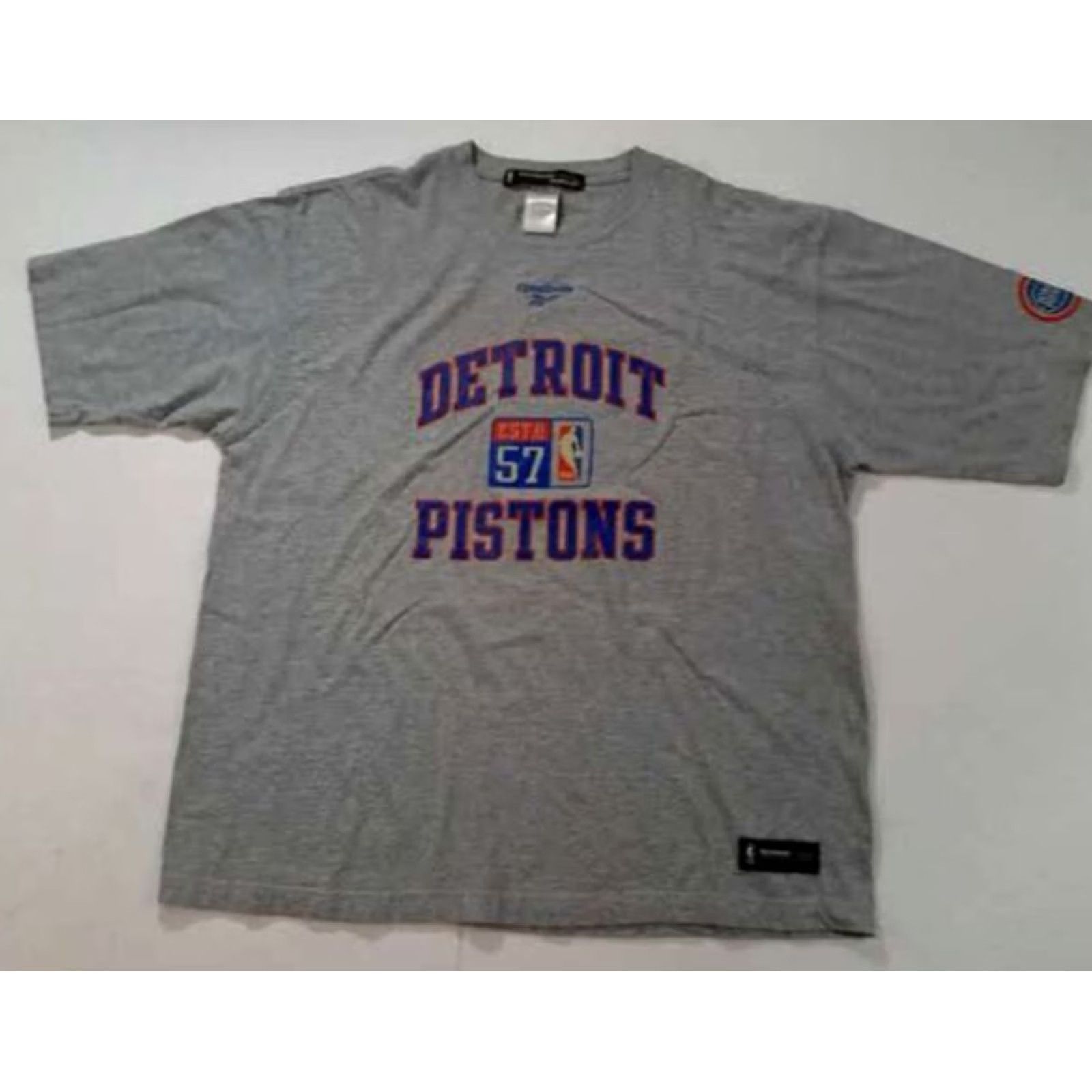 Reebok VINTAGE Detroit Pistons Basketball T-Shirt Reebok XL Gray Short Sleeve Men Classic Sports Woll? Size US XL / EU 56 / 4 - 2 Thumbnail
