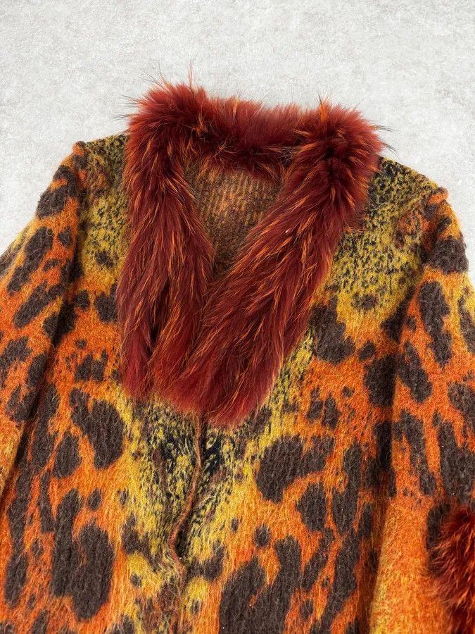 Roberto Cavalli 2000s Roberto Cavalli Vulcano Orange Leopard Fur Collar Mohair & Wool Cardigan Jacket Size M / US 6-8 / IT 42-44 - 7 Thumbnail