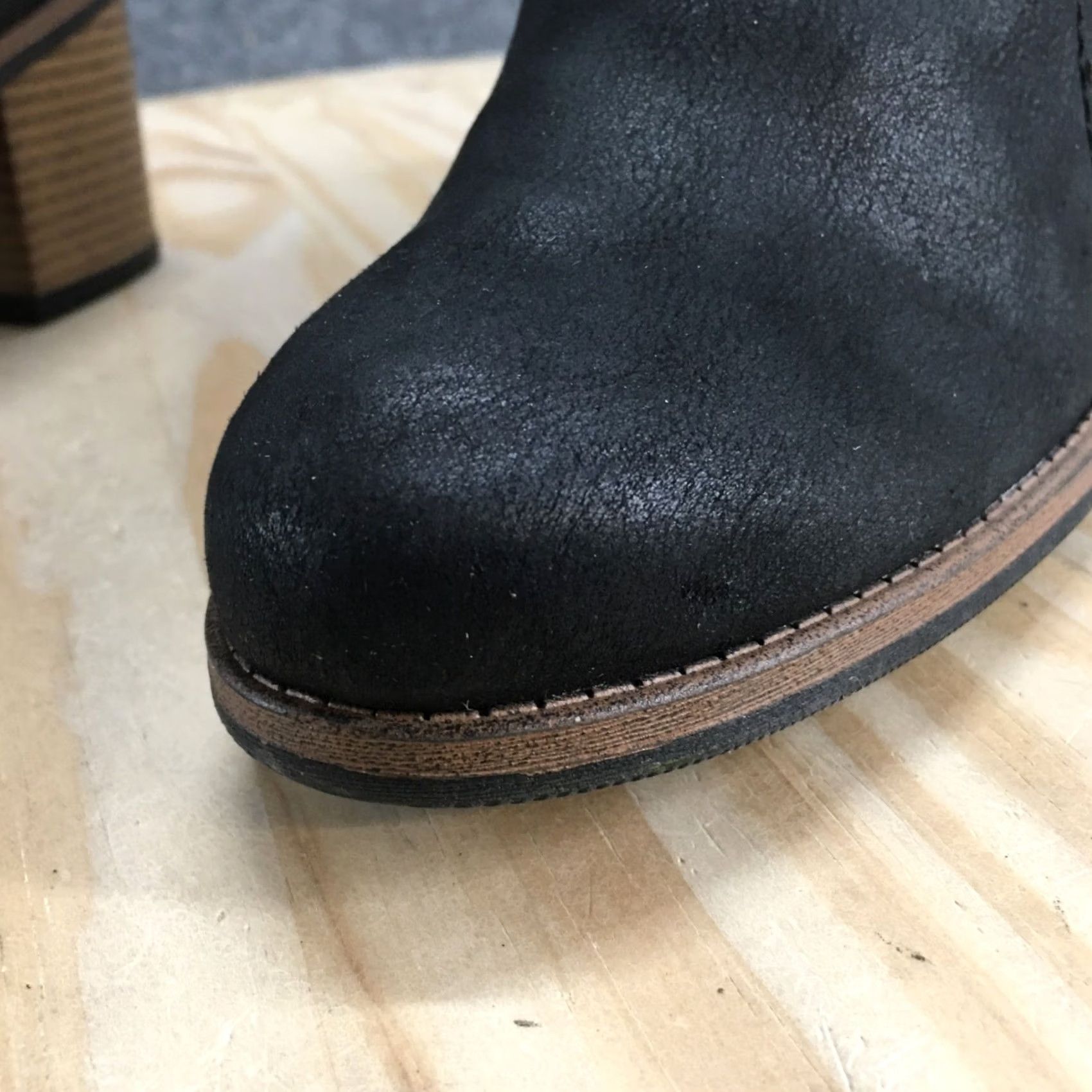 Vintage White Mountain Boots Womens 7.5M Black Denton Studded Shooties Zip Block Heel Boots Size US 8 / IT 38 - 7 Thumbnail