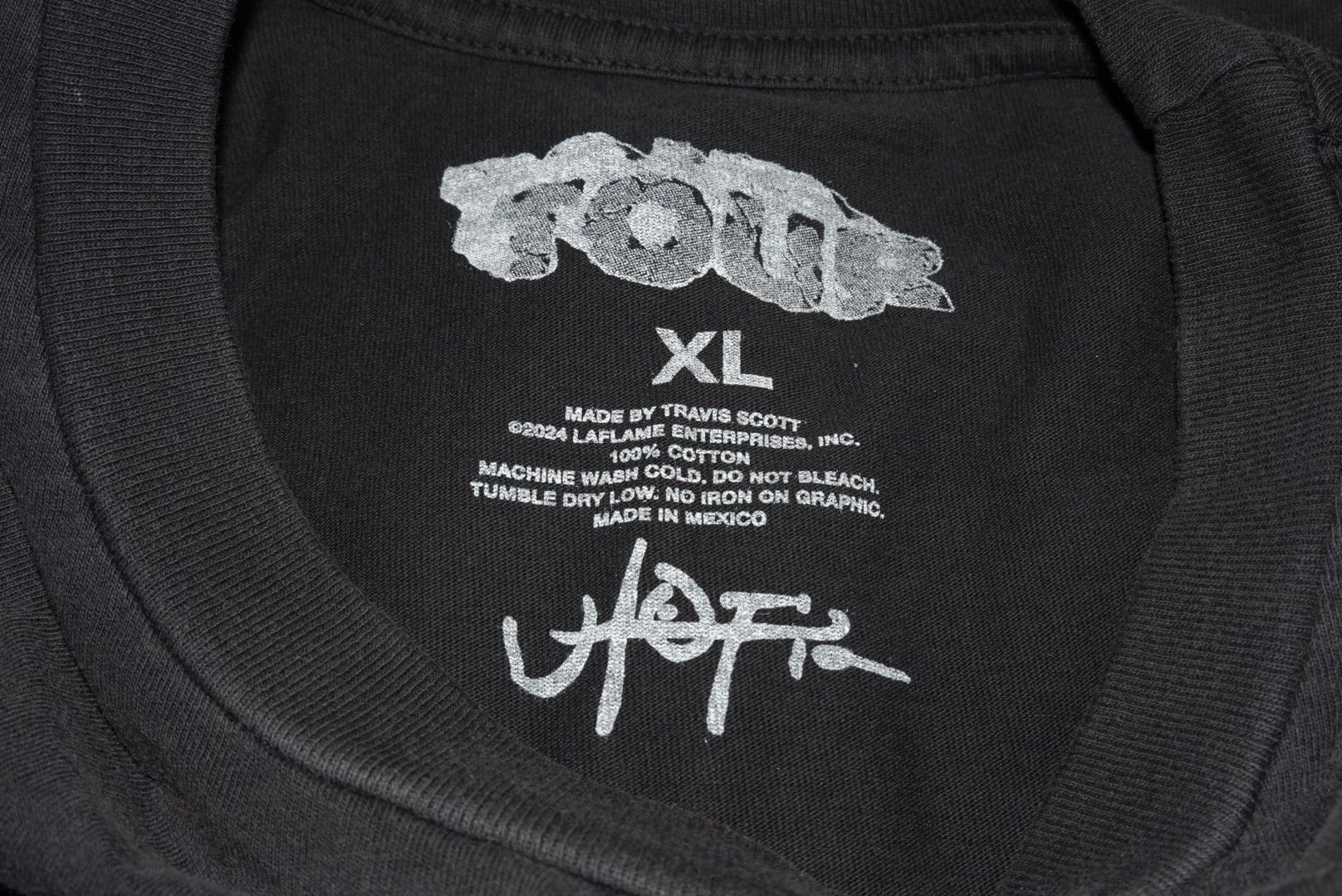 Travis Scott RARE Travis Scott Circus Maximus Utopia Staff Hoodie size L Size US XL / EU 56 / 4 - 5 Thumbnail