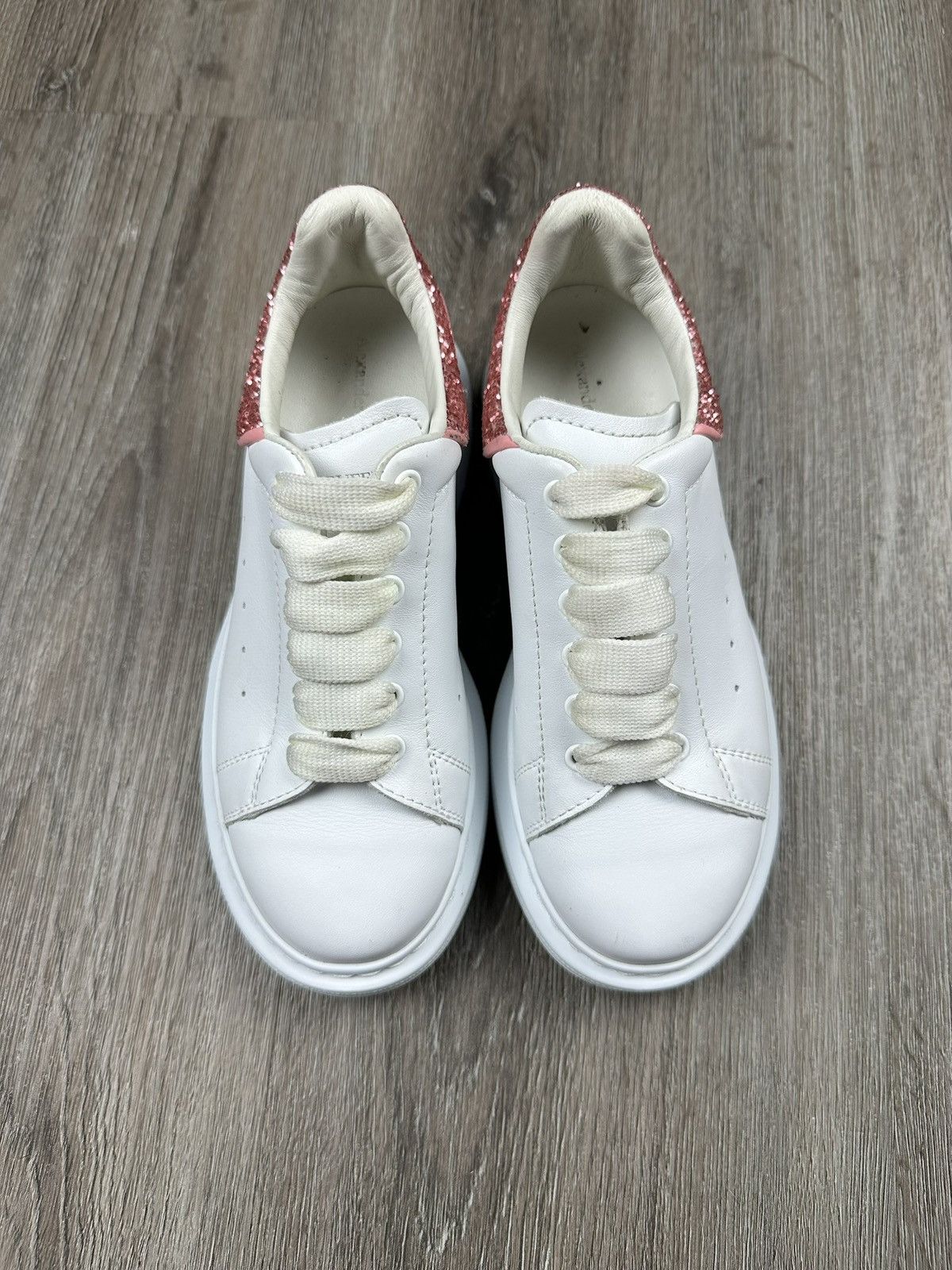 Alexander McQueen Alexander McQueen Oversized Sneaker Kids 'Pink Glitter' Size US 11.5 / IT 41.5 - 2 Thumbnail