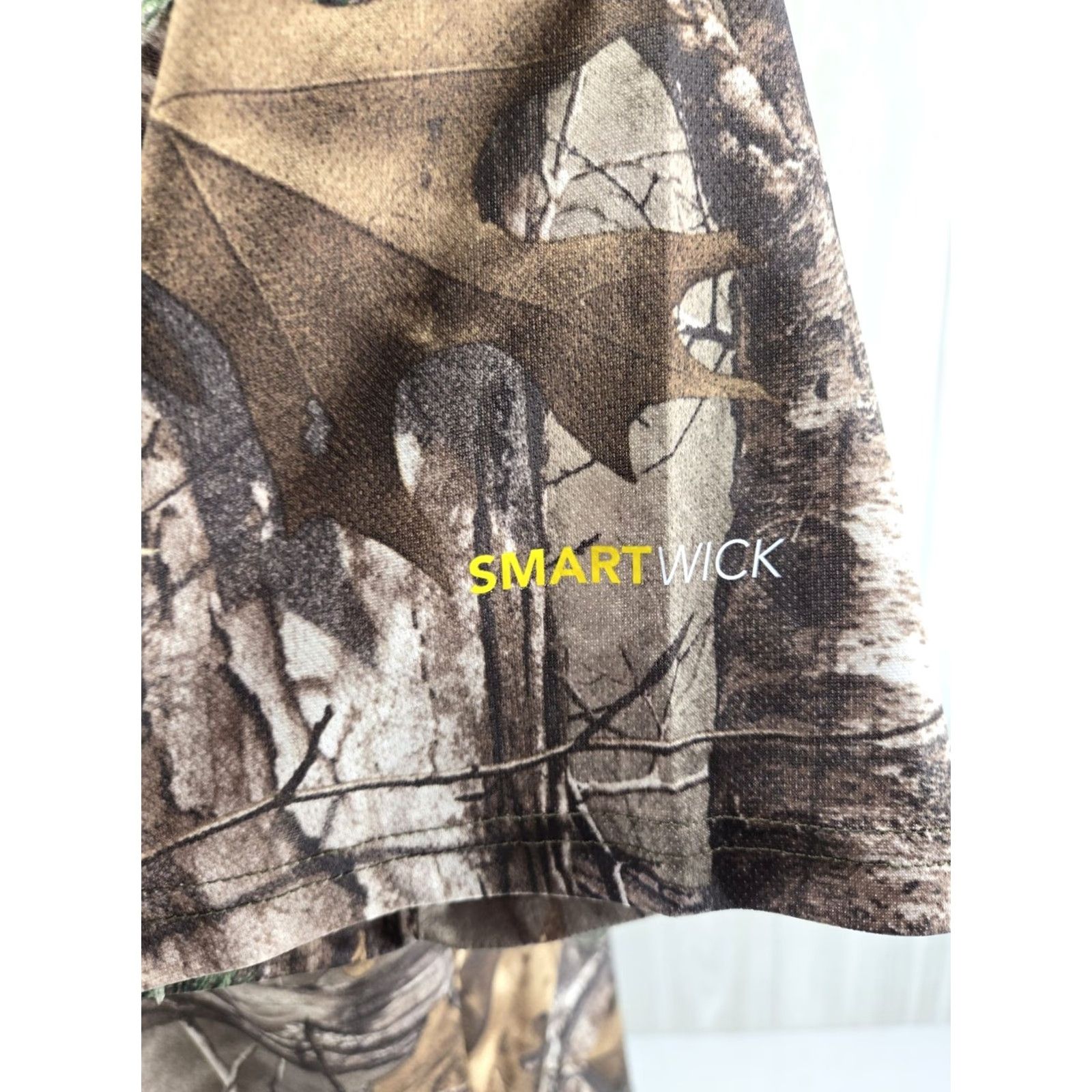 Realtree Field And Stream Smart Wick Realtree Camo Shirt XL Microfiber Short Sleeve Mens Regular Size Multicolor Camouflage 100% Polyester Moisture Wicking Size US XL / EU 56 / 4 - 6 Thumbnail