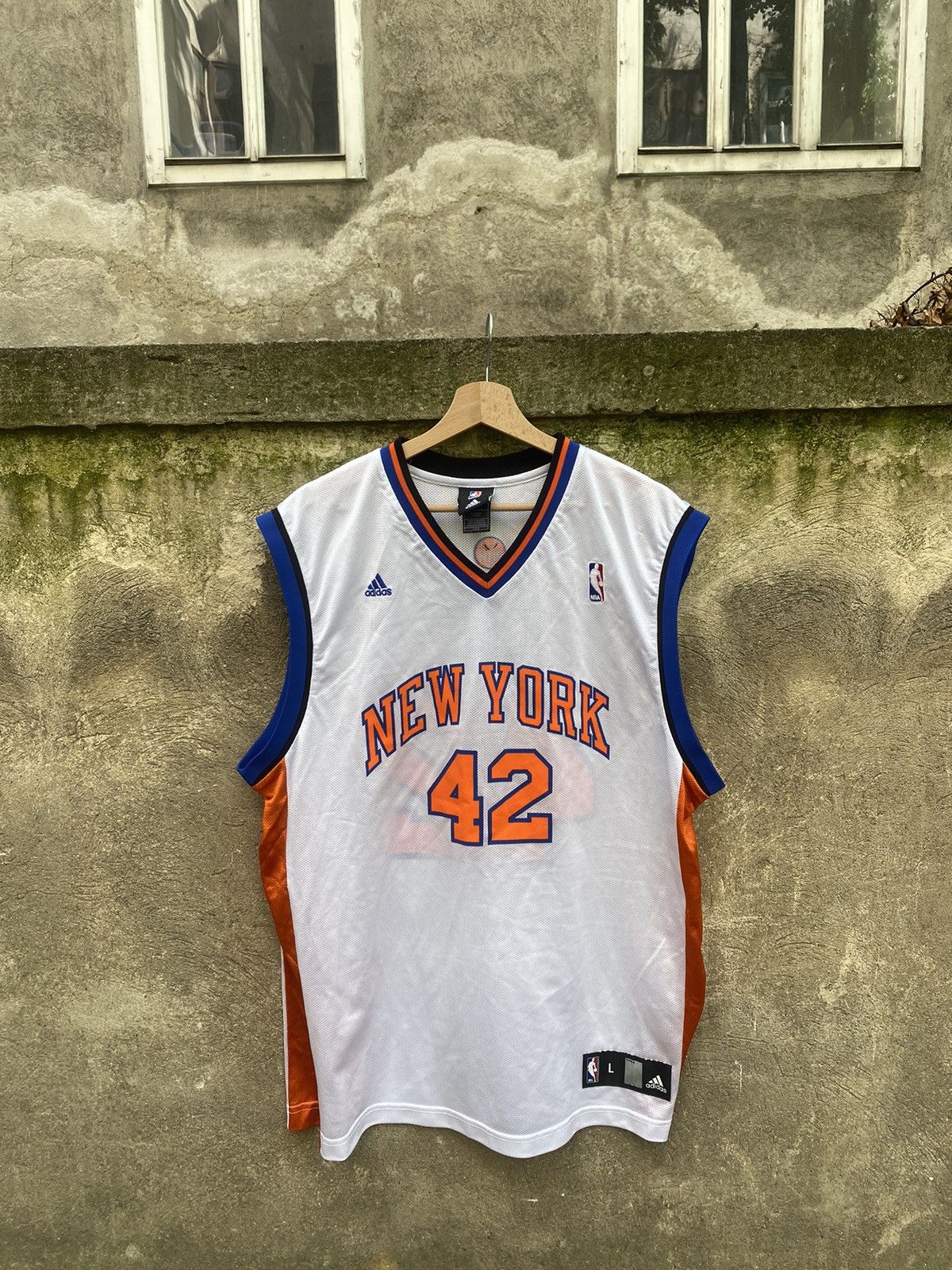 Adidas × NBA Adidas New York 42 Lee NBA Jersey Size US L / EU 52-54 / 3 - 1 Thumbnail