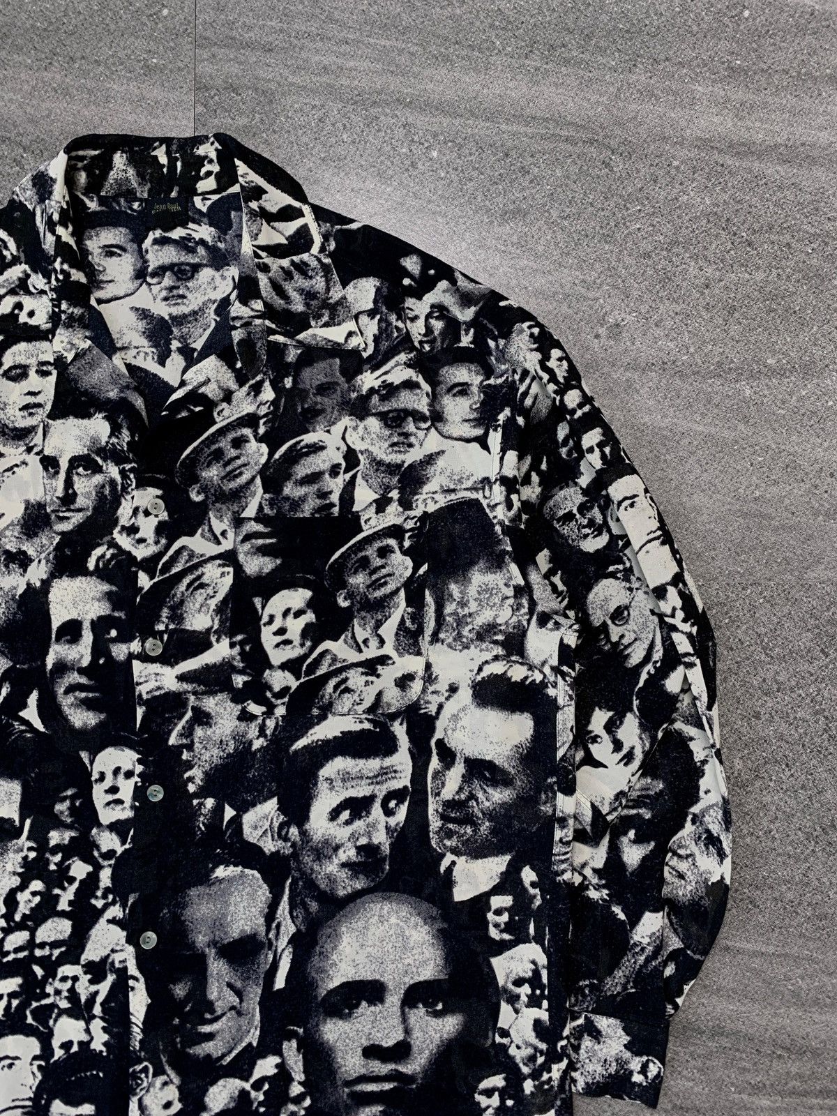 Jean Paul Gaultier FREE TAX! 1992 Archive Faces Polyester Camp Collar Shirt Size US M / EU 48-50 / 2 - 3 Thumbnail