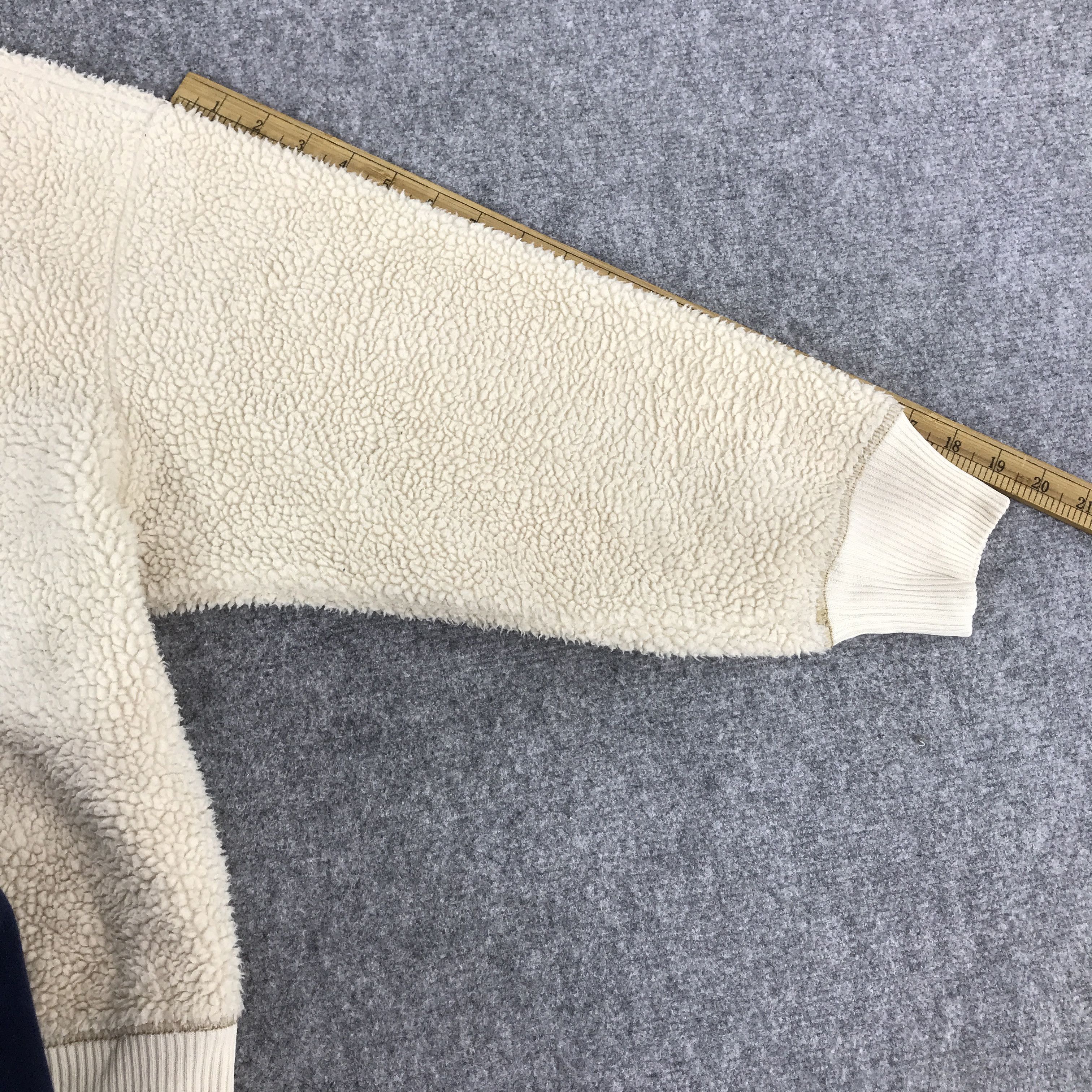 JW Anderson × Uniqlo Jw Anderson X uniqlo sherpa fleece sweatshirt K65B4 Size US L / EU 52-54 / 3 - 7 Thumbnail
