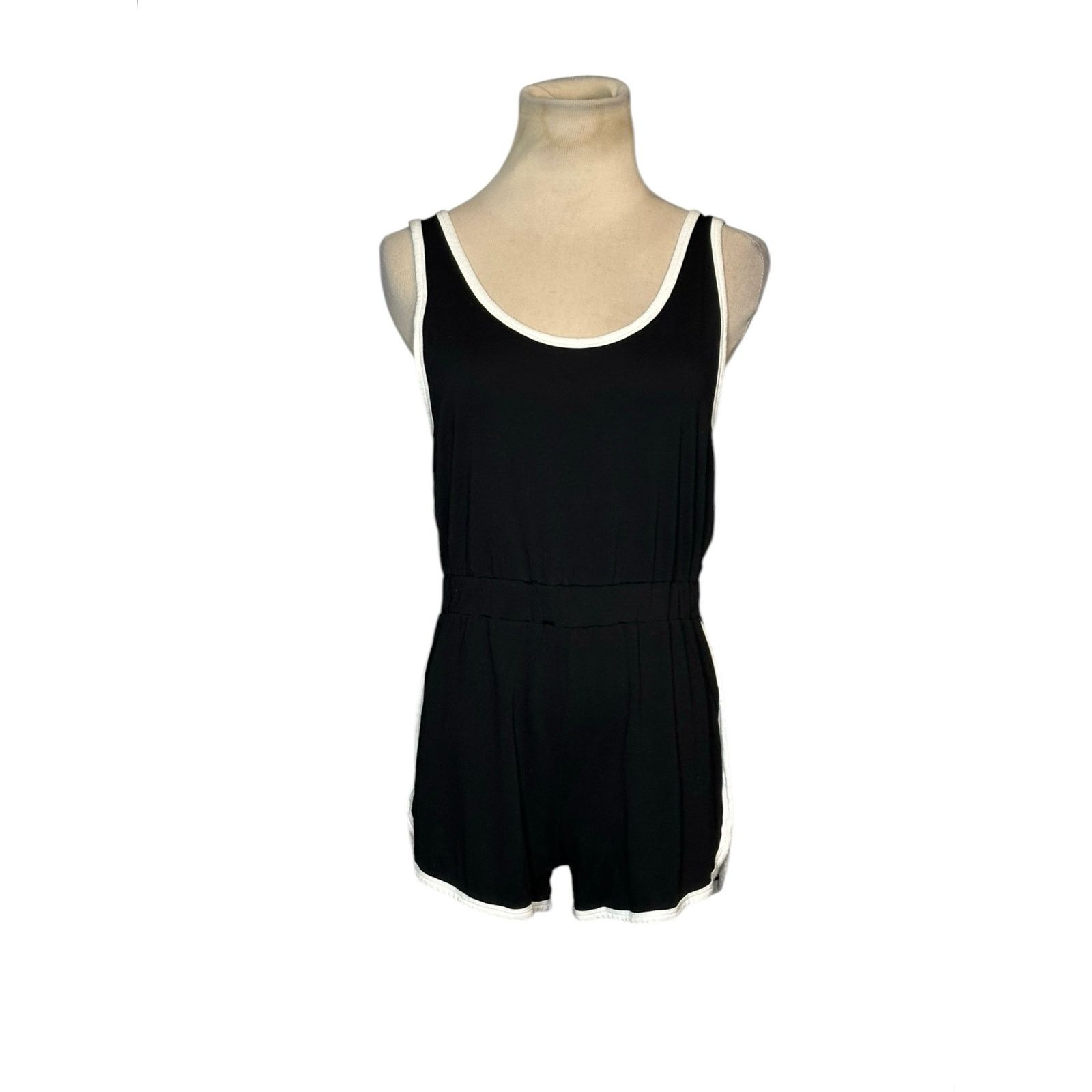 Asos Asos black white trim sleeveless summer romper size 4 Size 27" / US 4 / IT 40 - 13 Thumbnail