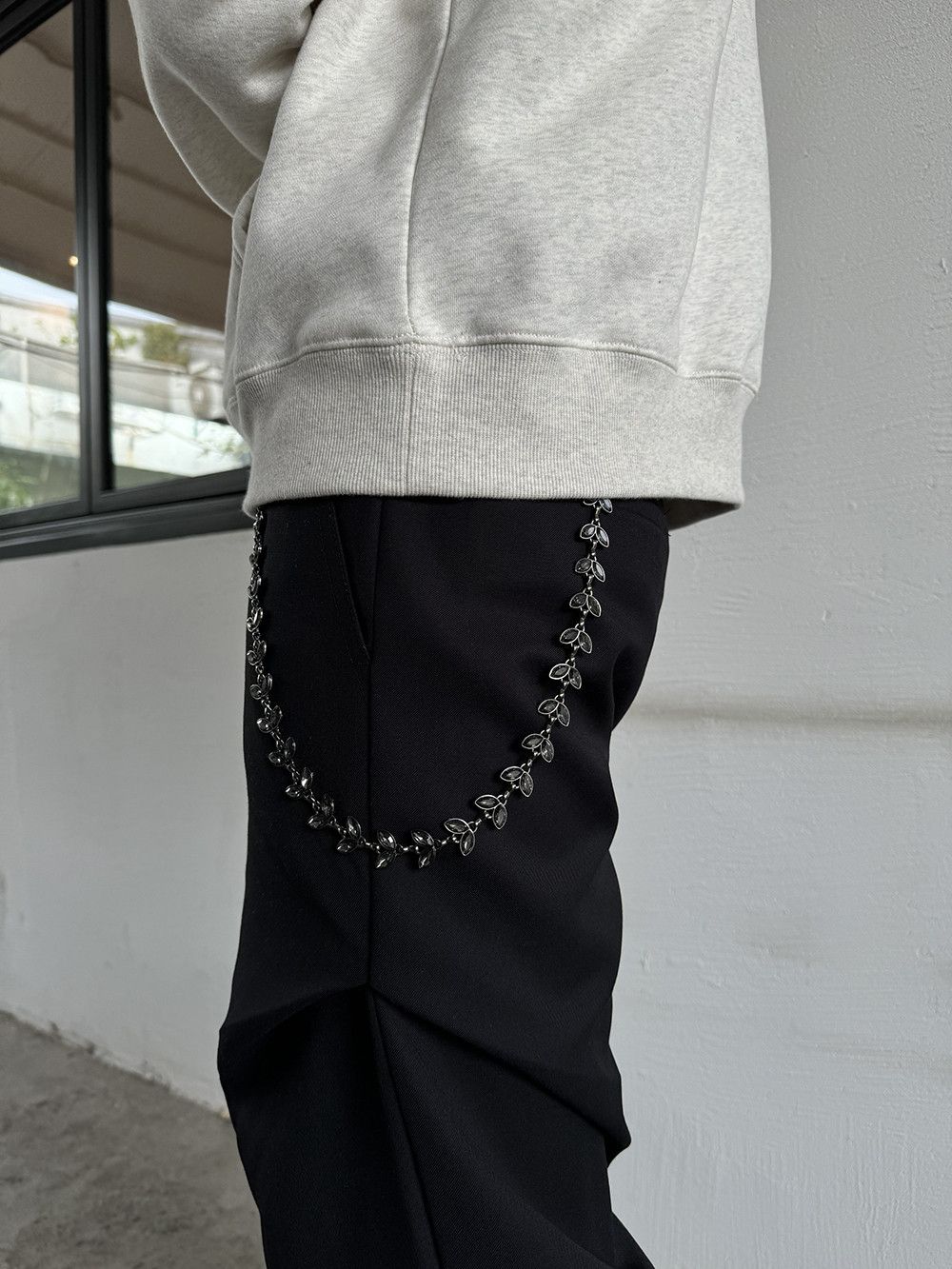 Jewelry Leaf Chain Wallet, Belt Chain Size ONE SIZE - 1 Thumbnail