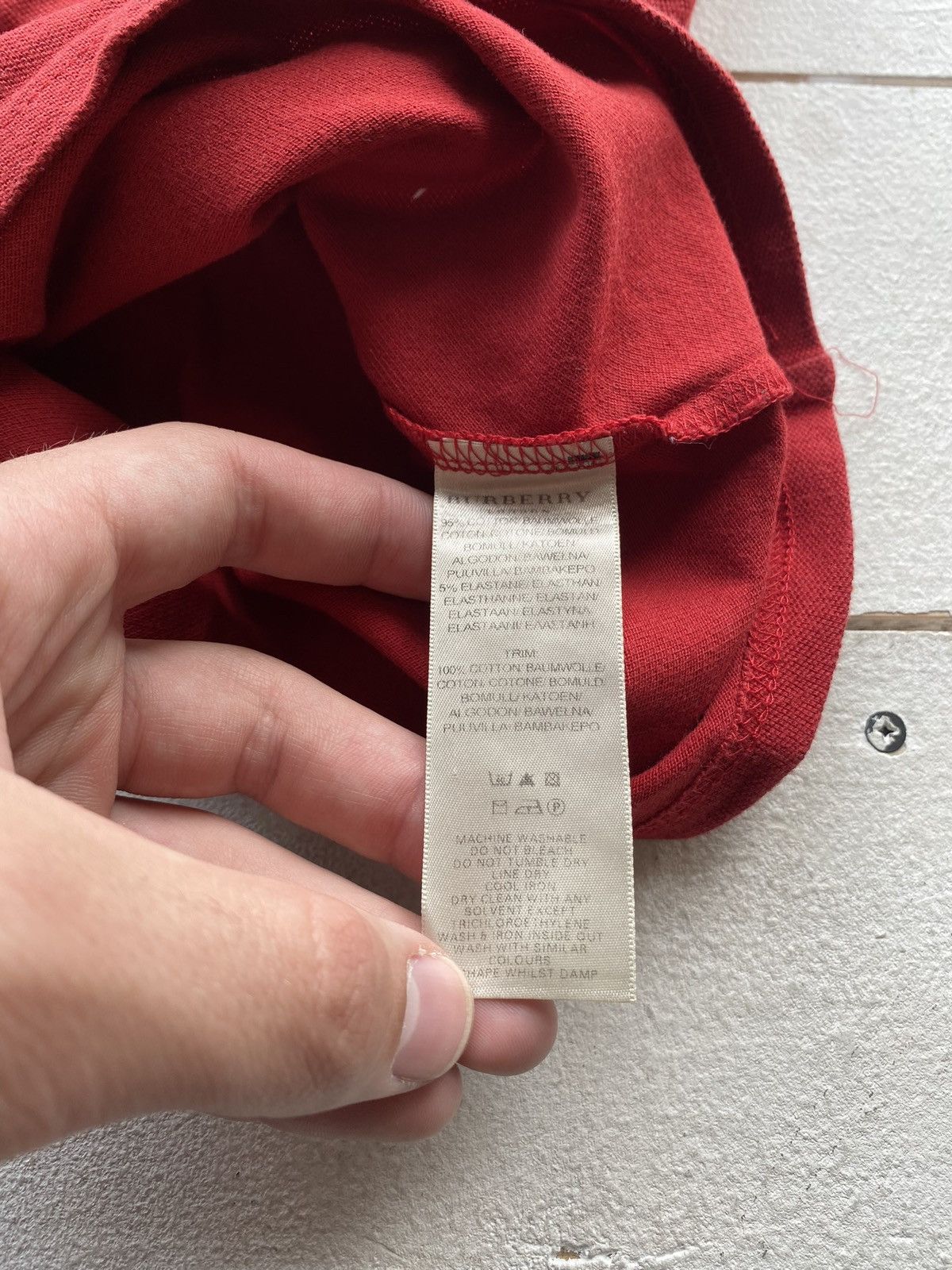 Burberry × Designer × Vintage Luxury Burberry Red Womens Designer Polos Shirt Rare Size S / US 4 / IT 40 - 5 Thumbnail
