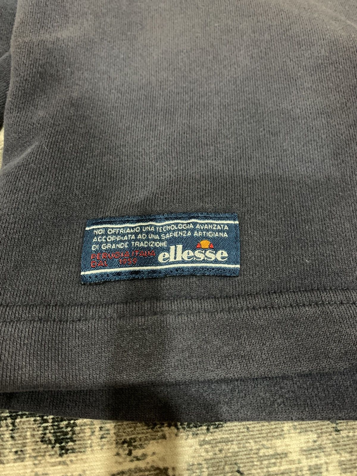 Edition Japan Vintage ELLESSE Sweatshirt Size US M / EU 48-50 / 2 - 6 Thumbnail