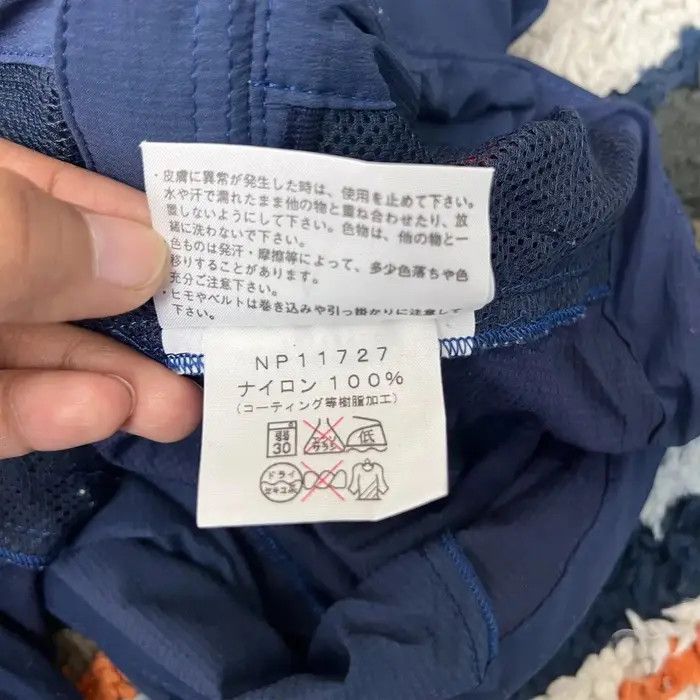 The North Face Vtg THE NORTH FACE Flight Series Blue Jacket Hoodie Size US L / EU 52-54 / 3 - 8 Thumbnail