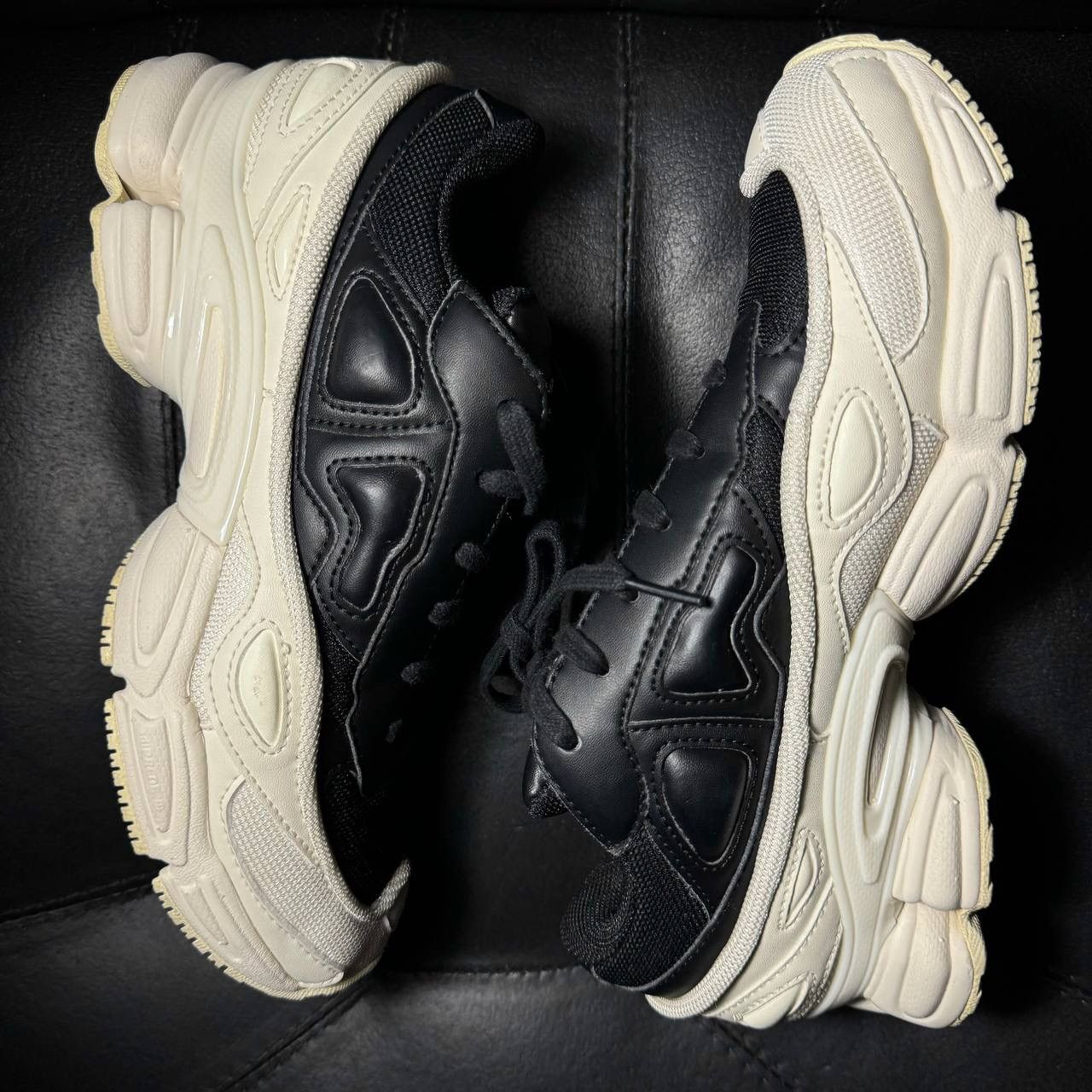 Adidas × Raf Simons adidas raf simons ozweego Size US 5.5 / EU 38 - 7 Thumbnail