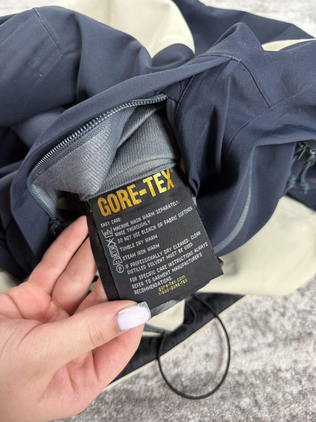 Arc'teryx × Goretex Arcteryx Gore-Tex Recco Jacket Hiking Trekking Outdoor Size US M / EU 48-50 / 2 - 22 Thumbnail