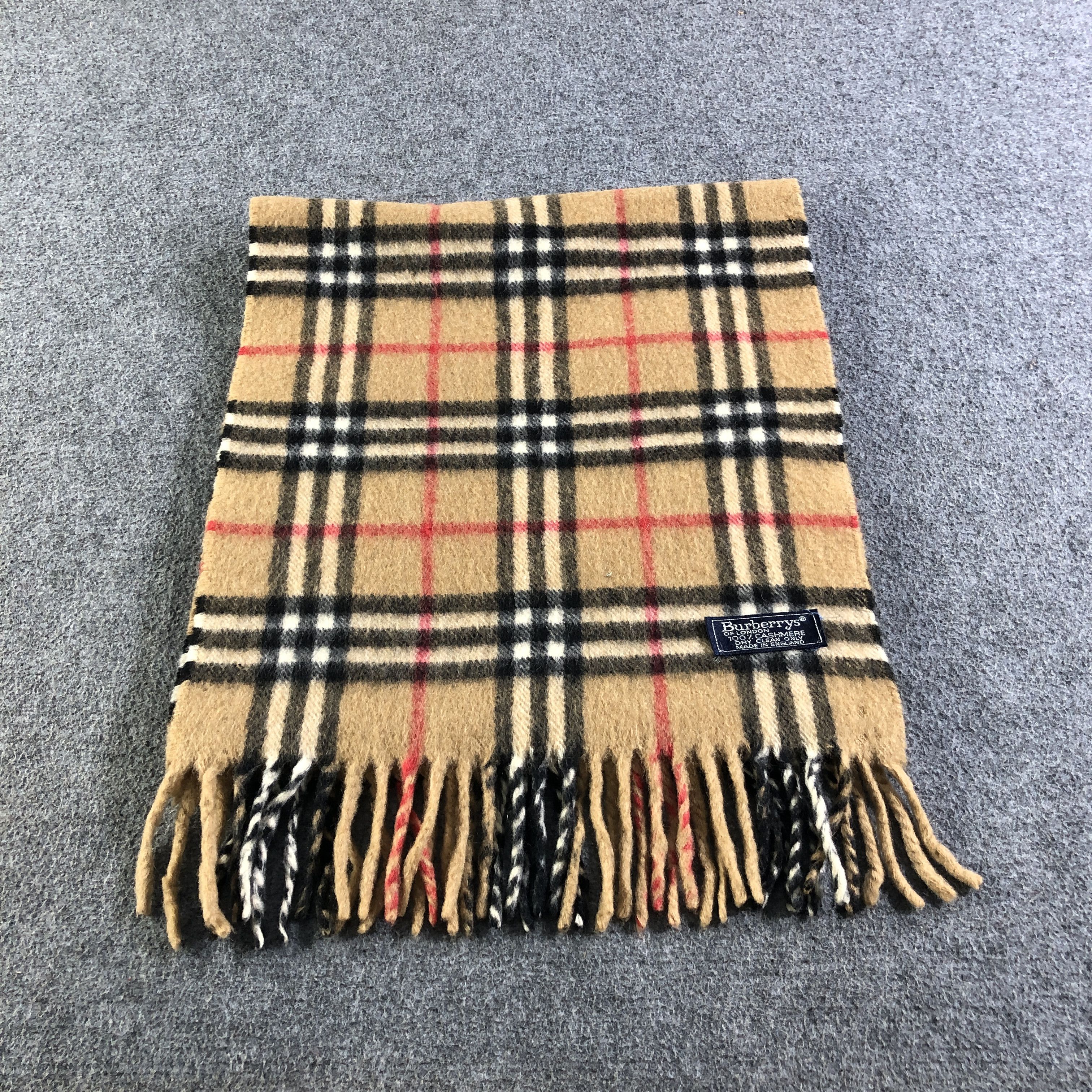Burberry Burberrys Tan Nova Check Cashmere Scarf Muffler V2640 Size ONE SIZE - 2 Thumbnail
