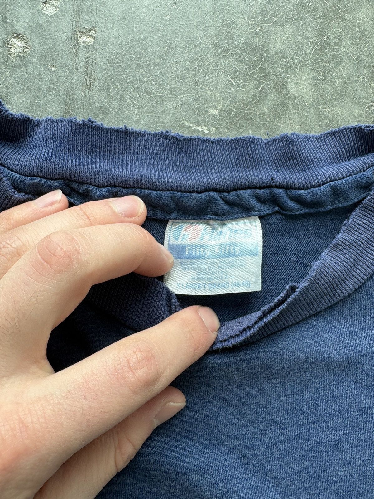 Vintage Vintage 80s Hanes Faded Heather Blue Tee Size US XL / EU 56 / 4 - 3 Thumbnail
