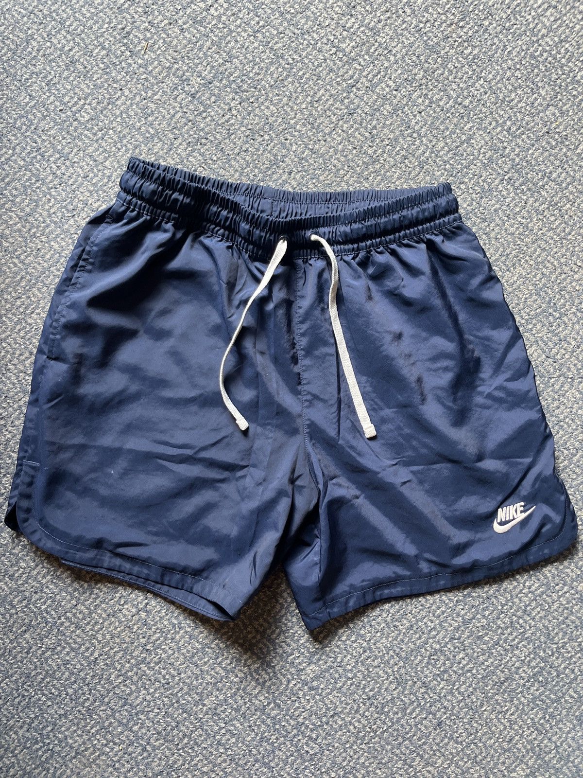 Nike nike 6” woven shorts Size US 34 / EU 50 - 1 Thumbnail