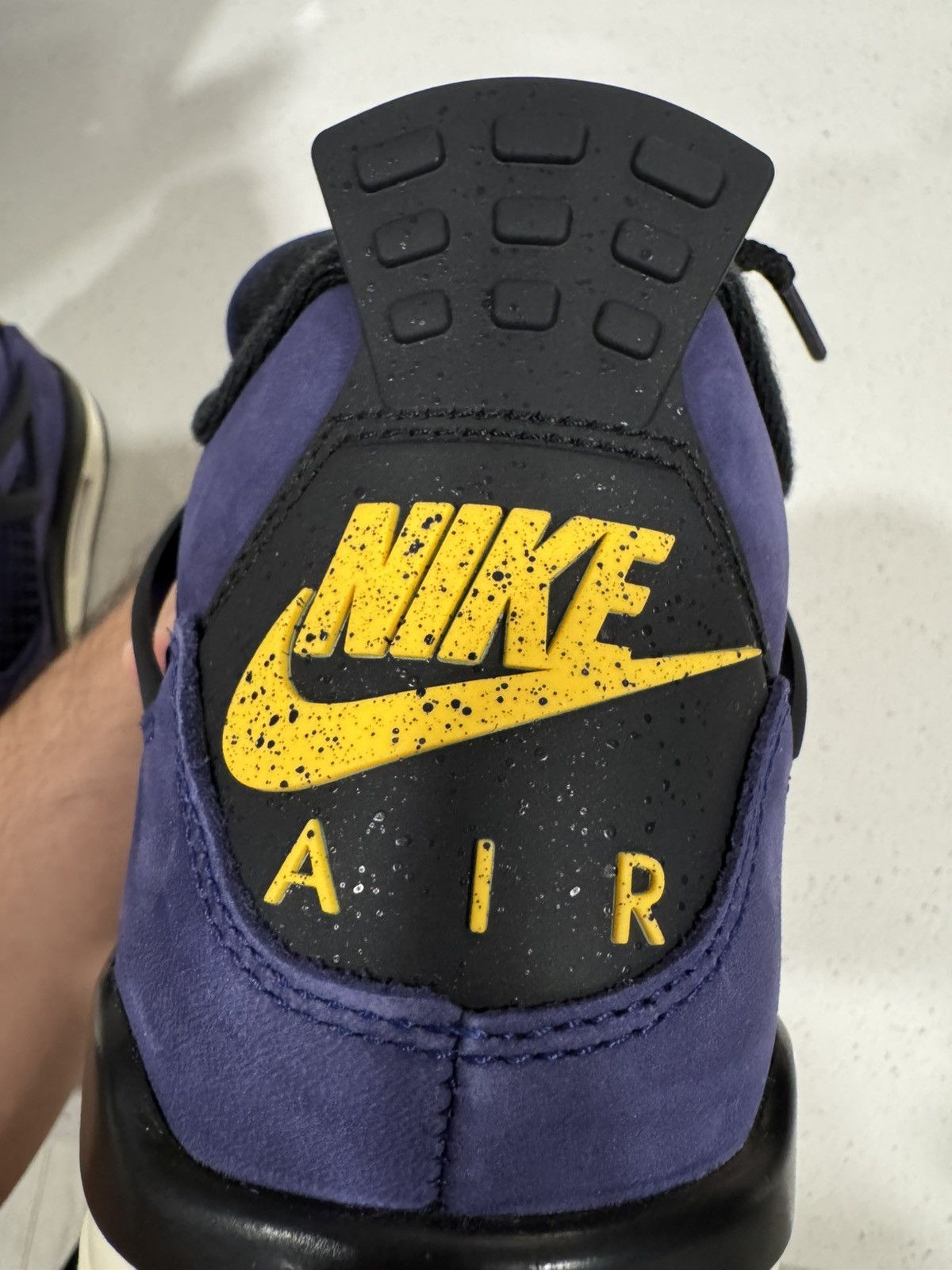 Jordan Brand Jordan 4 Lakers ( OBO ) Size US 9 / EU 42 - 6 Thumbnail