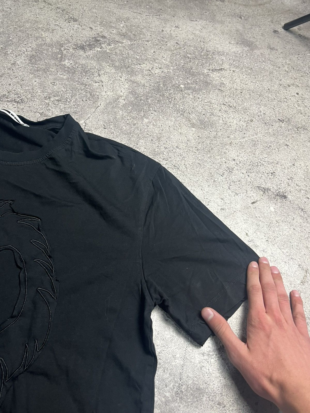 Alexander McQueen 🔥 MCQ ALEXANDER MCQUEEN TEE BIG LOGO GOTHIC VIBES Y2K Size US XXL / EU 58 / 5 - 5 Thumbnail