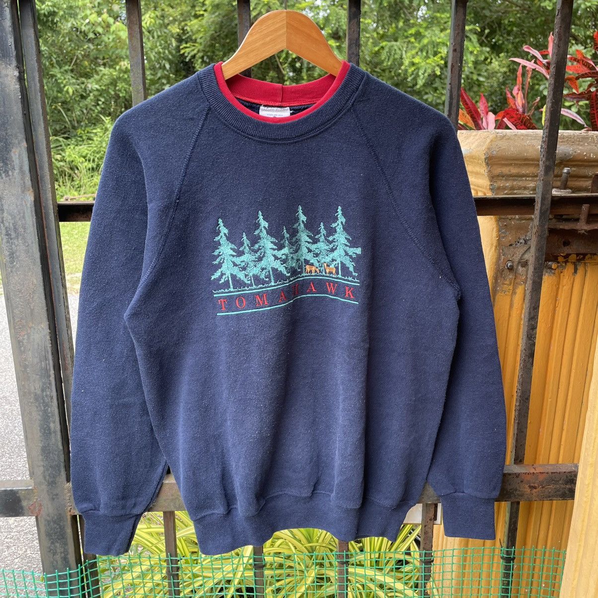 Lee 🔥Vintage 90s Lee Tomahawk Embroidered Spellout Sweatshirts Size US S / EU 44-46 / 1 - 5 Thumbnail