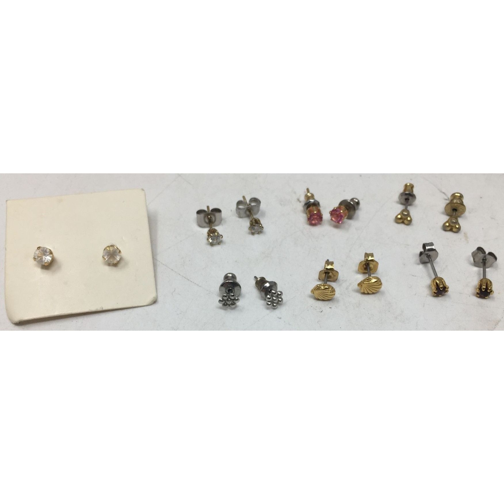 Other 7 Pairs of Women's/Girl's Stud Earrings Size ONE SIZE - 1 Thumbnail