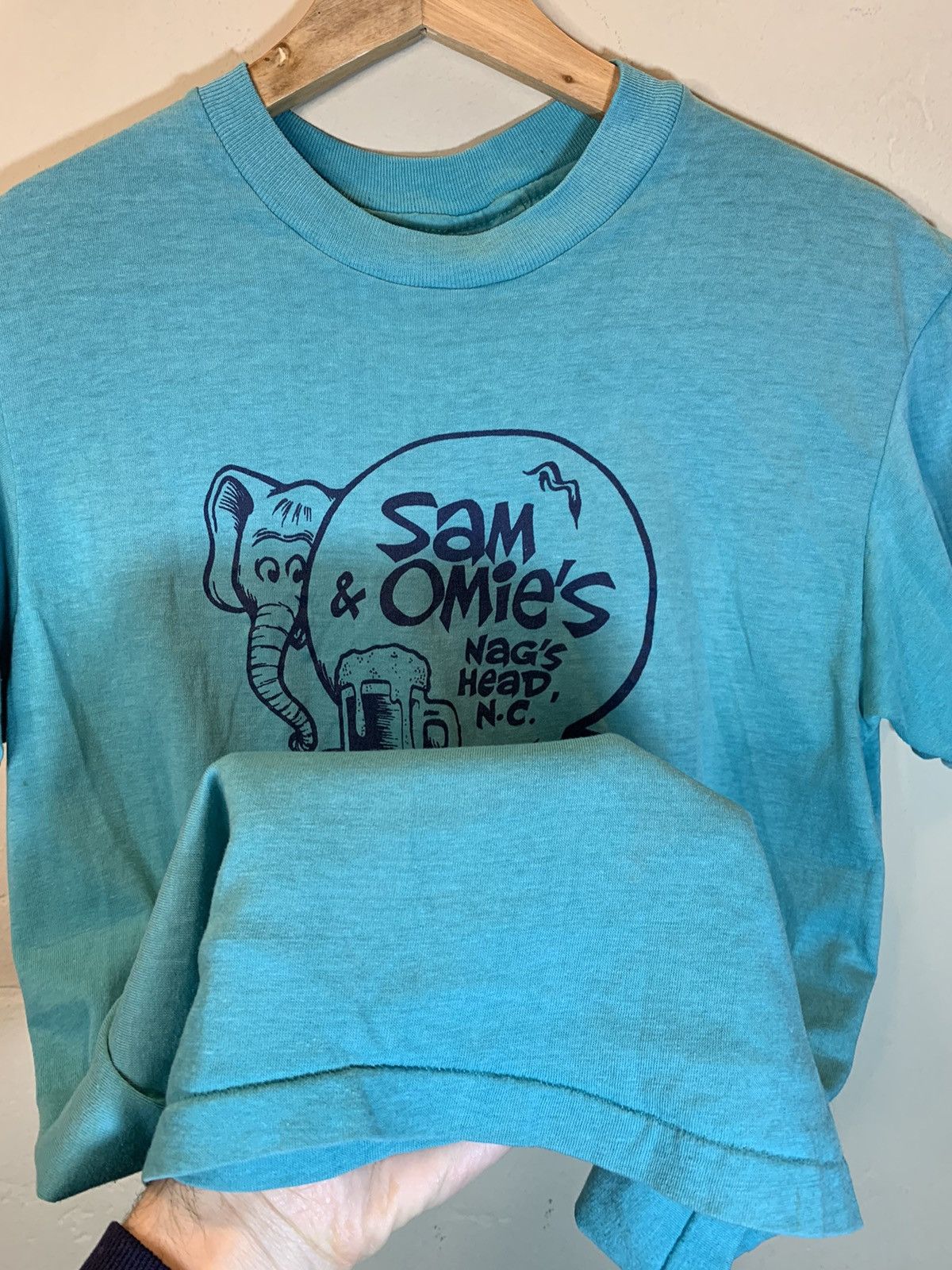 Vintage *RARE* Vintage 70s Sam & Omie’s Bar Nags Head Thoreau Shirt Size US L / EU 52-54 / 3 - 6 Thumbnail