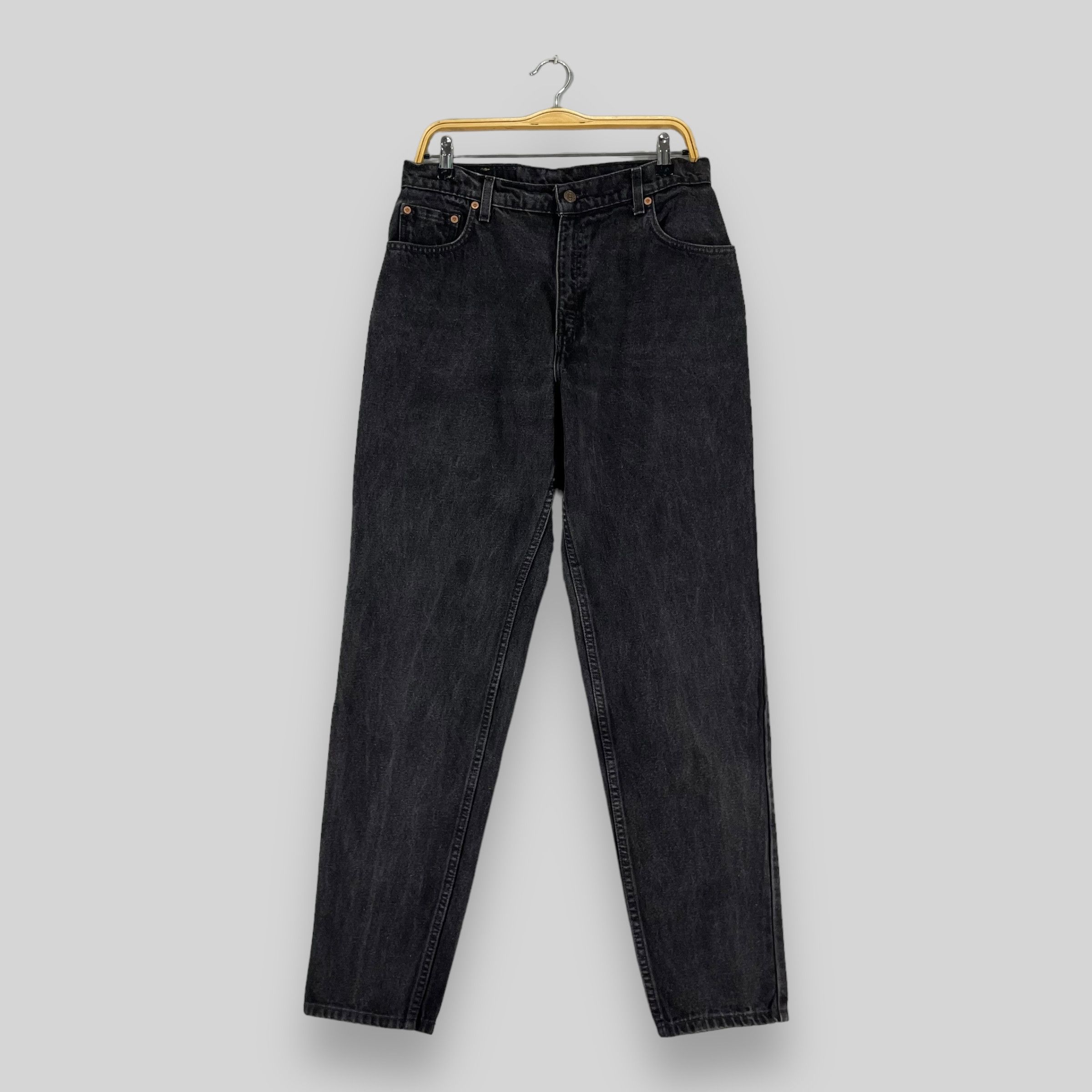 Jean × Levi's × Levi's Vintage Clothing W31 L32 Vintage Distressed Levis 551 Relaxed Fit Tapered Leg Size 31" - 1 Thumbnail