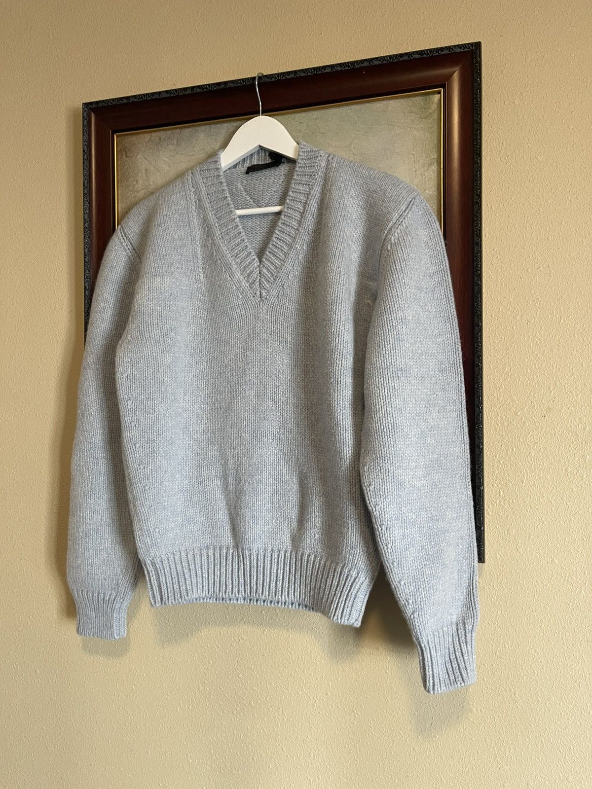 Prada Prada Mens Runway Sapphire Blue V-Neck Sweater Size US S / EU 44-46 / 1 - 6 Thumbnail