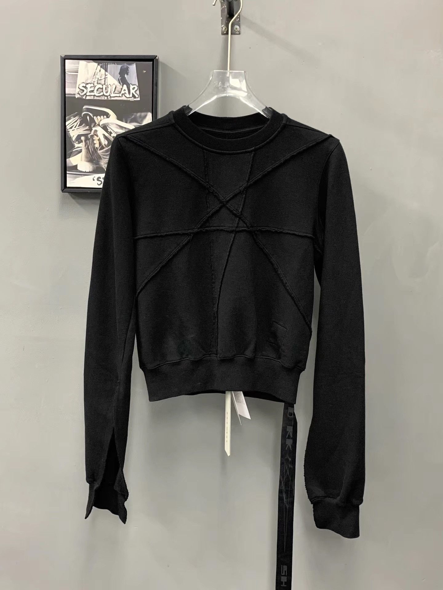 Rick Owens Rick Owens 23SS Black Pentagram Cropped Hoodie K34 Size M / US 6-8 / IT 42-44 - 1 Thumbnail