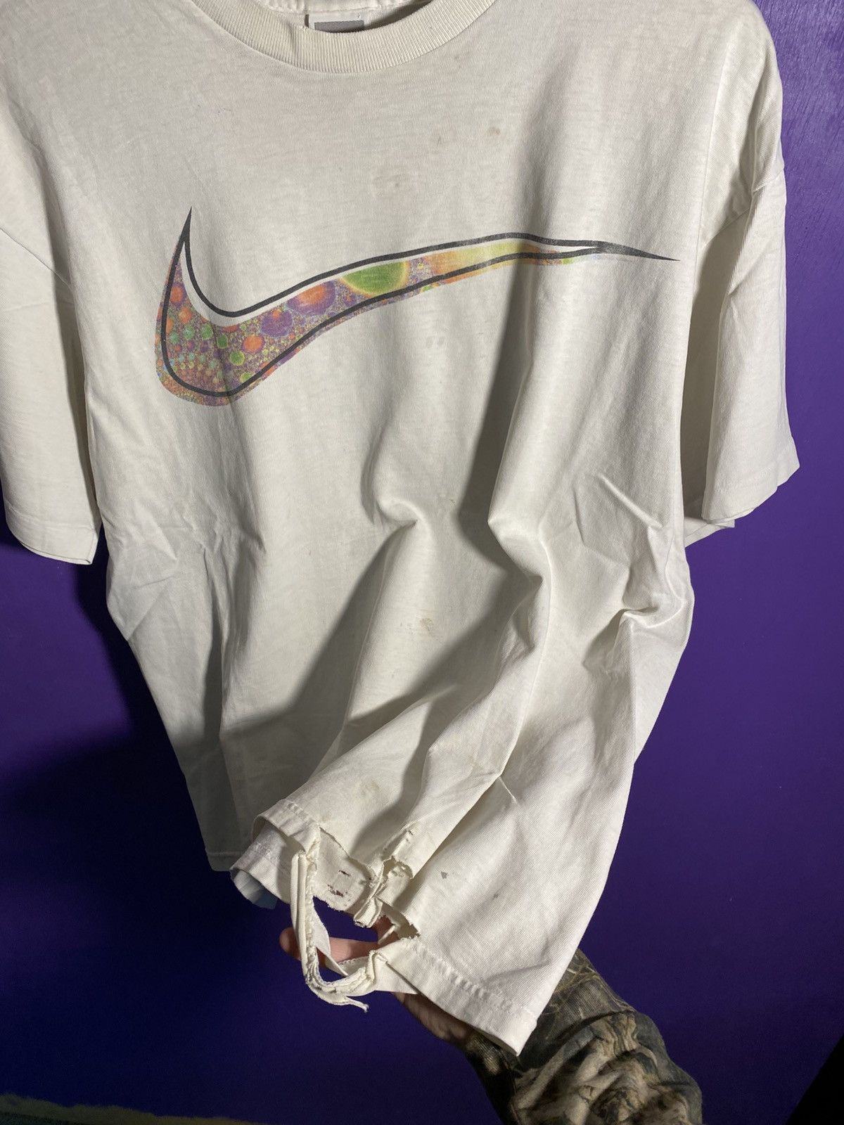 Nike Vintage 90s Nike fractal swoosh logo t-shirt Size US L / EU 52-54 / 3 - 3 Thumbnail