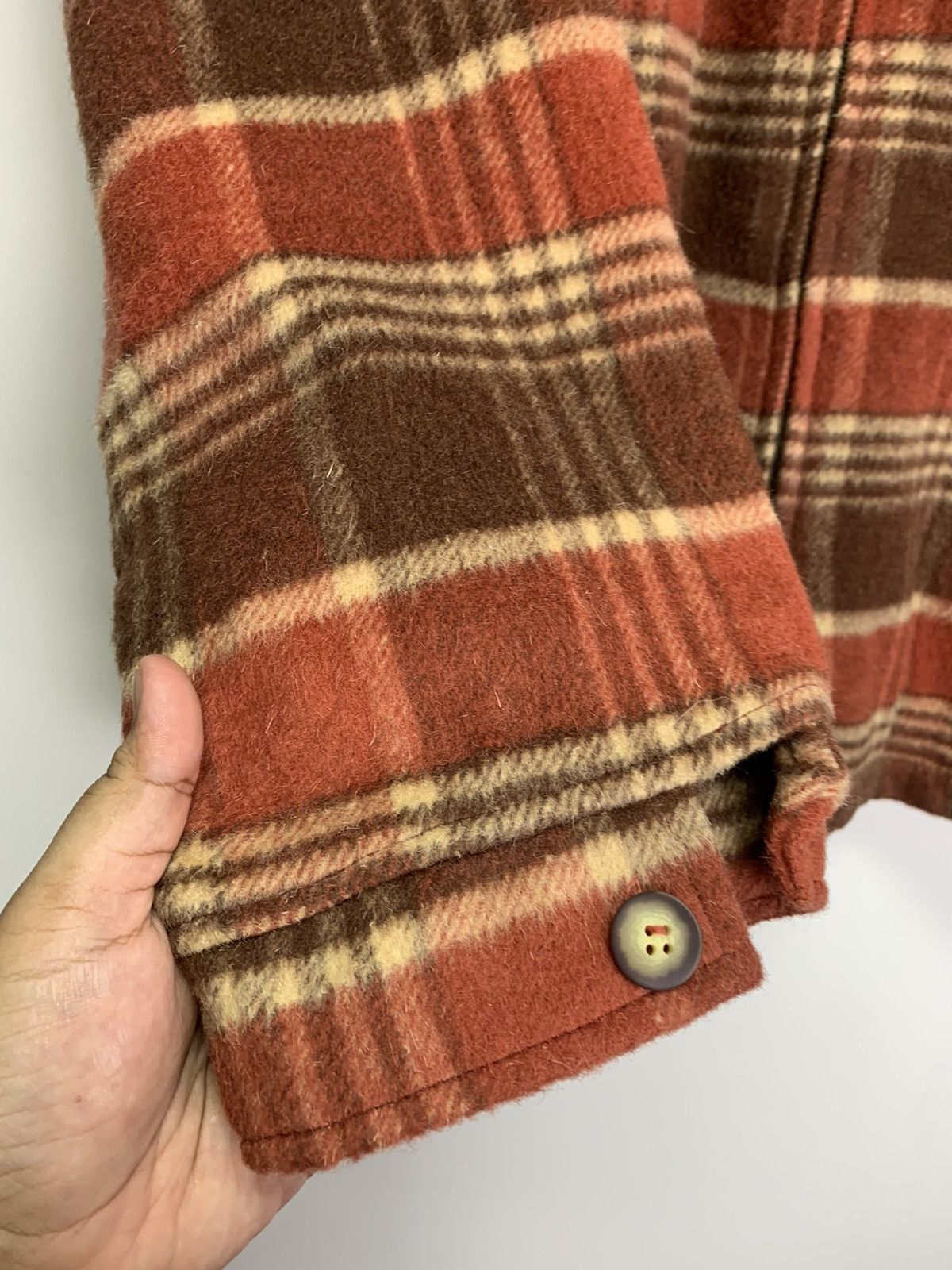 Flannel × Japanese Brand × Vintage Vintage Baranet Buttons Jacket Size US L / EU 52-54 / 3 - 10 Thumbnail