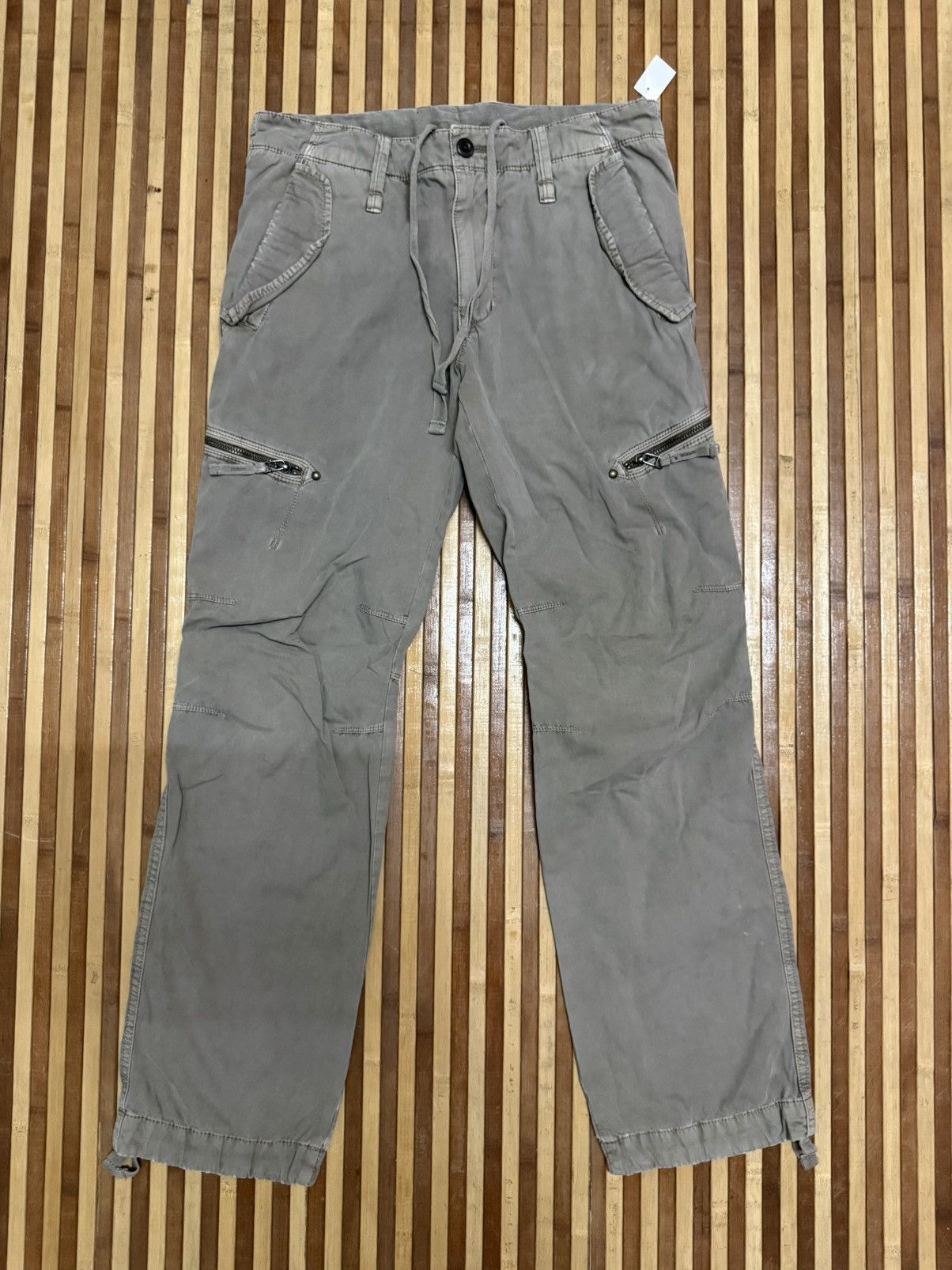 Uniqlo UNIQLO CARGO PANTS MULTIPOCKET / STREETWEAR Size US 31 - 1 Thumbnail