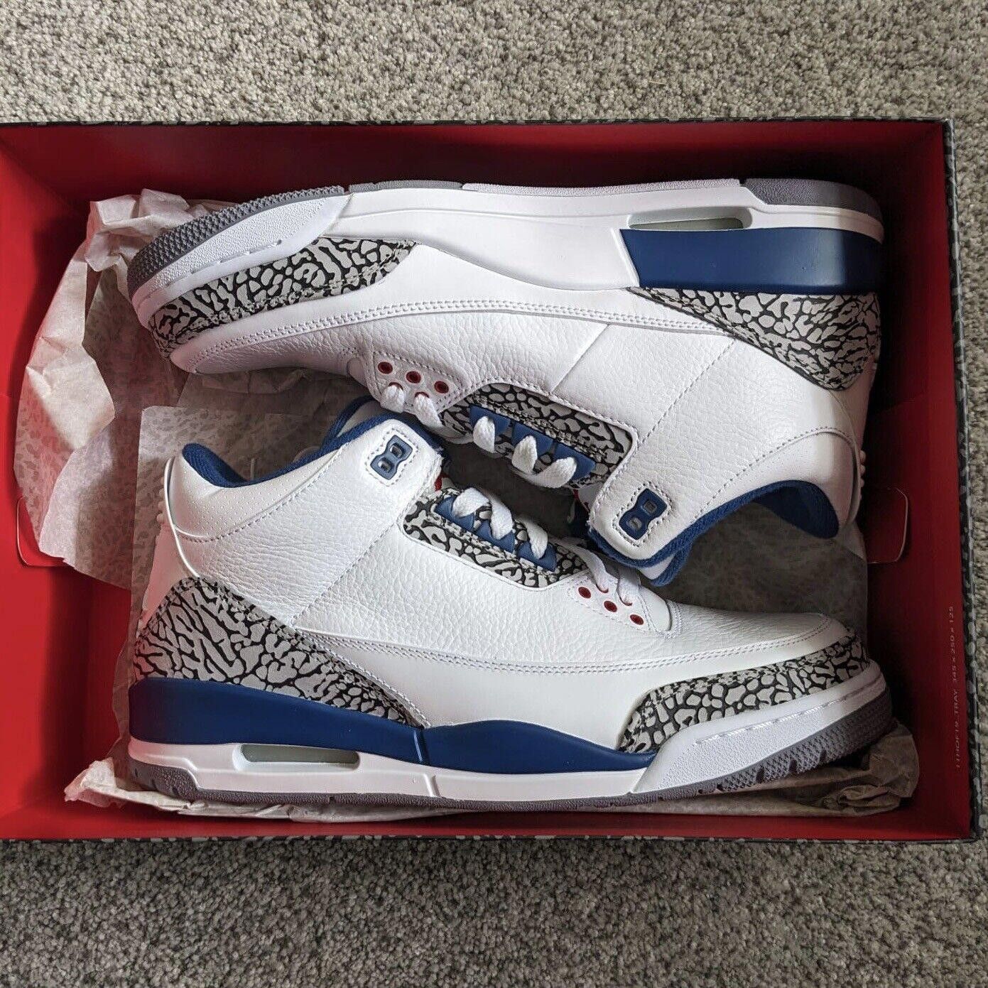 Jordan Brand 2011 Nike Air Jordan 3 III Retro OG True Blue 136064 104 Size US 10.5 / EU 43-44 - 1 Thumbnail