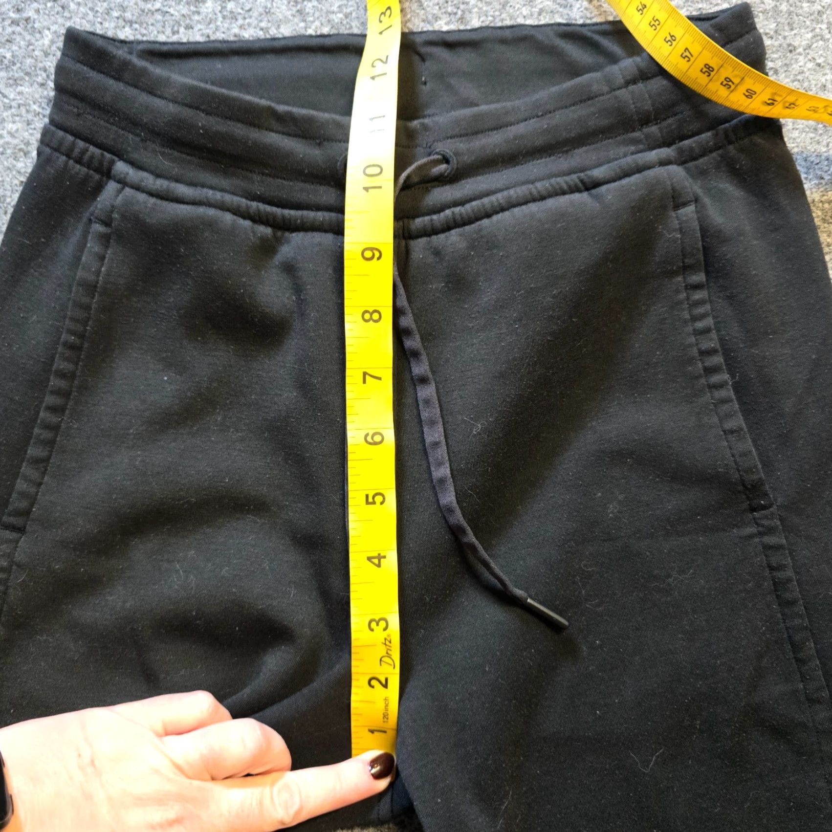 Lululemon Lululemon Pants Womens Size 2 Black Joggers Pull On Tapered Sweatpants Lounge - Athletic Activewear Jogger, Pockets, Regular Inseam 25 in, 4-Season Size 26" / US 2 / IT 38 - 6 Thumbnail