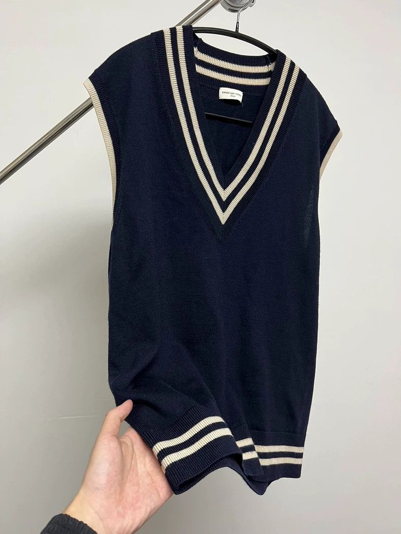 dries van noten Quiet luxury wool knitted waistcoat vest 25