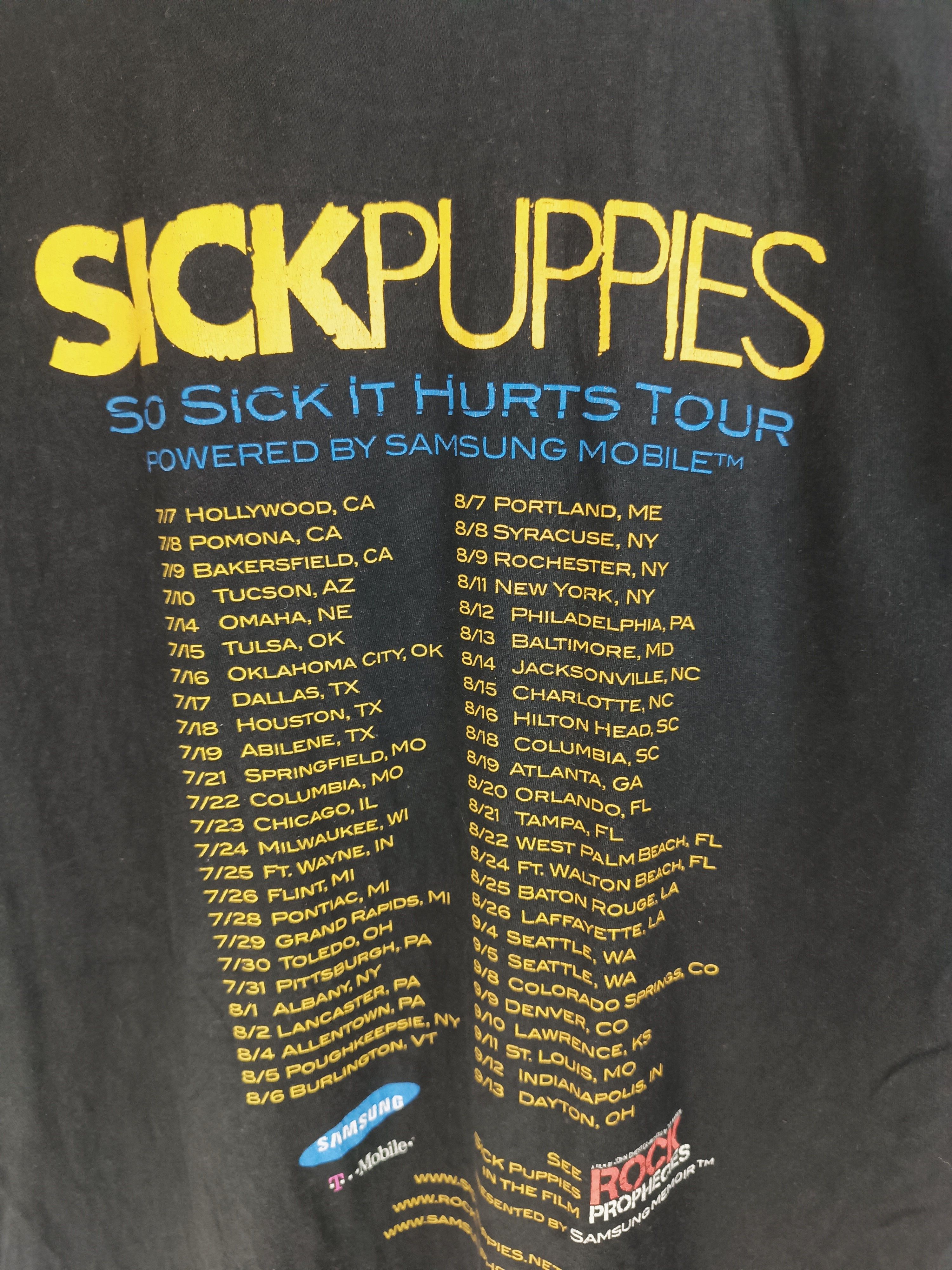 Vintage VINTAGE '09 SICK PUPPIES SO SICK TOUR TEE 3 DAYS GRACE Size US L / EU 52-54 / 3 - 18 Thumbnail