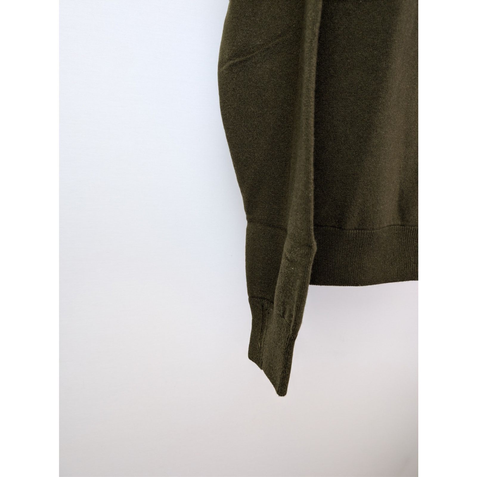 Amiri o1rshd1 Cut away Logo Crewneck Sweatshirt Military/Nastrium Size US M / EU 48-50 / 2 - 6 Thumbnail