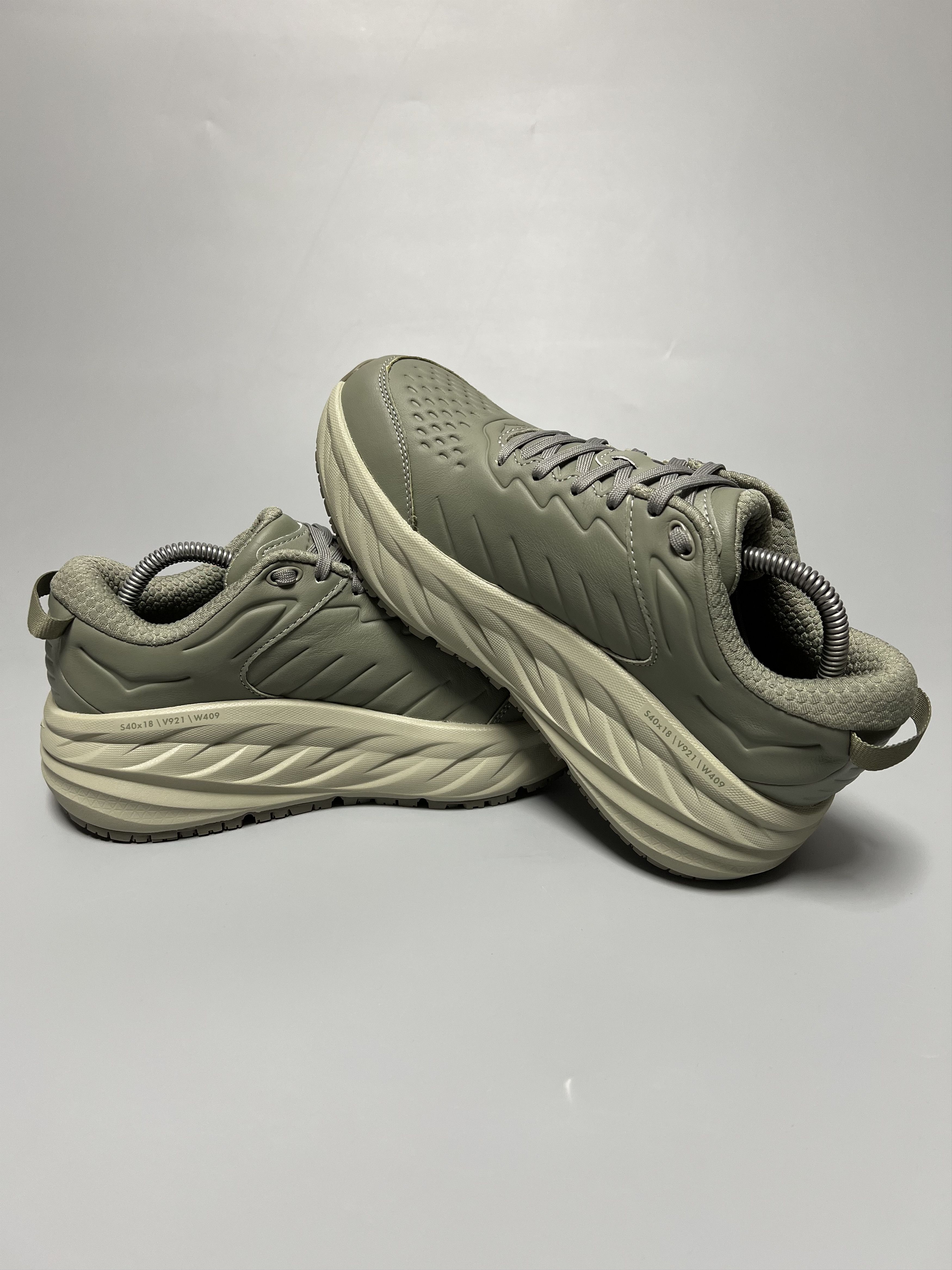 Hoka 7 EE Hoka One One Bondi SR Wide Running Shoes Walking Size US 7 / EU 40 - 5 Thumbnail