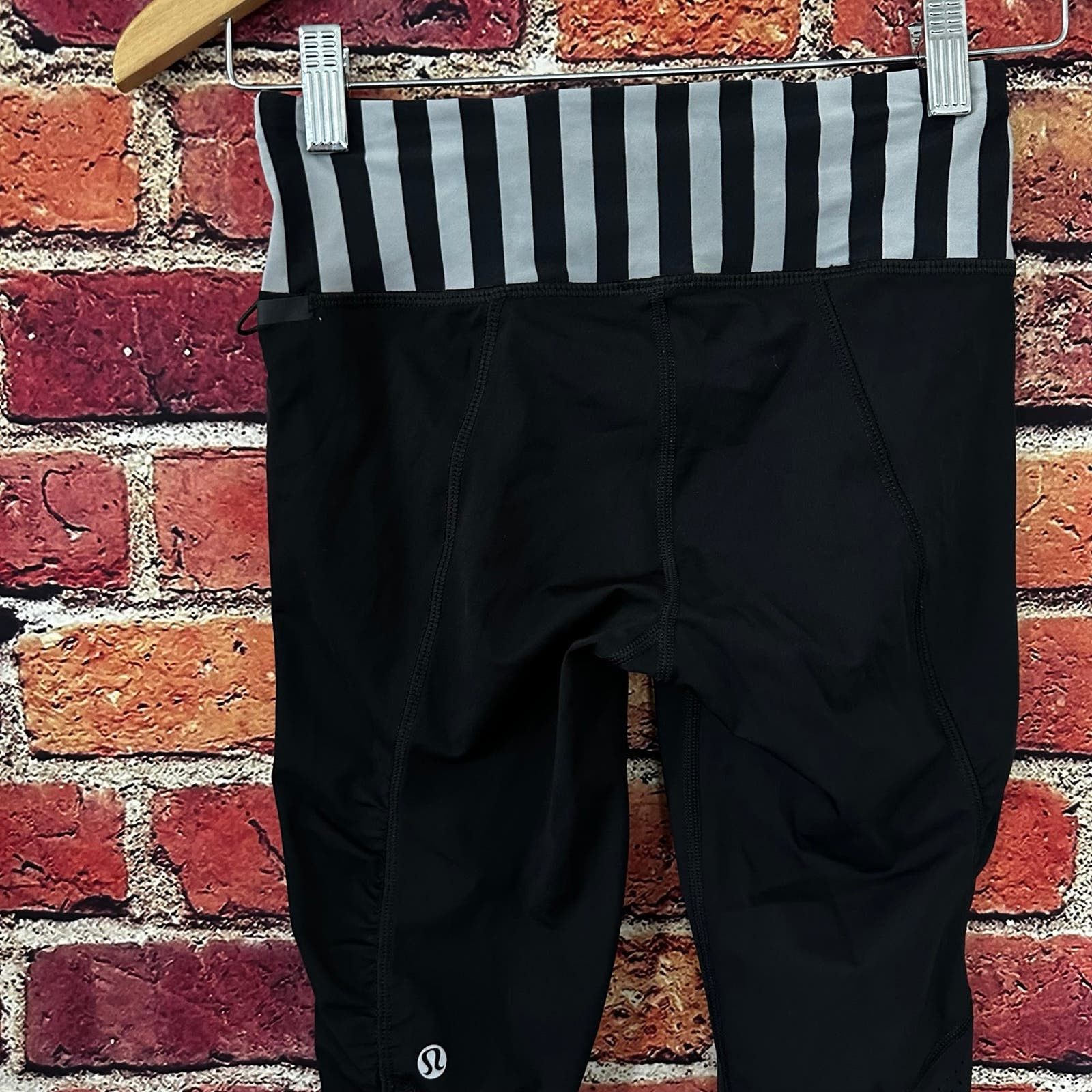 Lululemon lululemon leggings size 2 Size 26" / US 2 / IT 38 - 5 Thumbnail