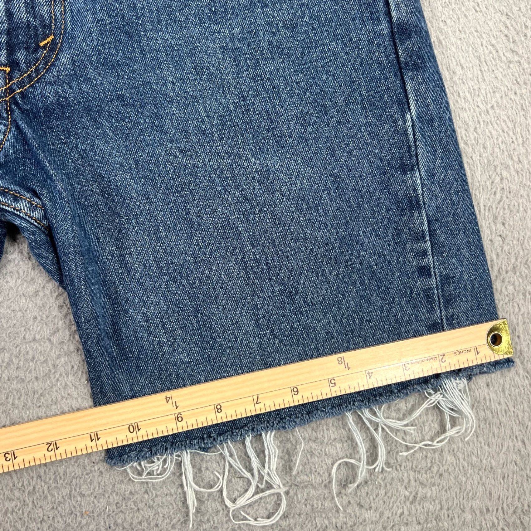 Levi's Levi's Bermuda Shorts Men's Size 33 Blue Distressed Cut Offs 10" Inseam Y2K Size US 33 - 2 Thumbnail