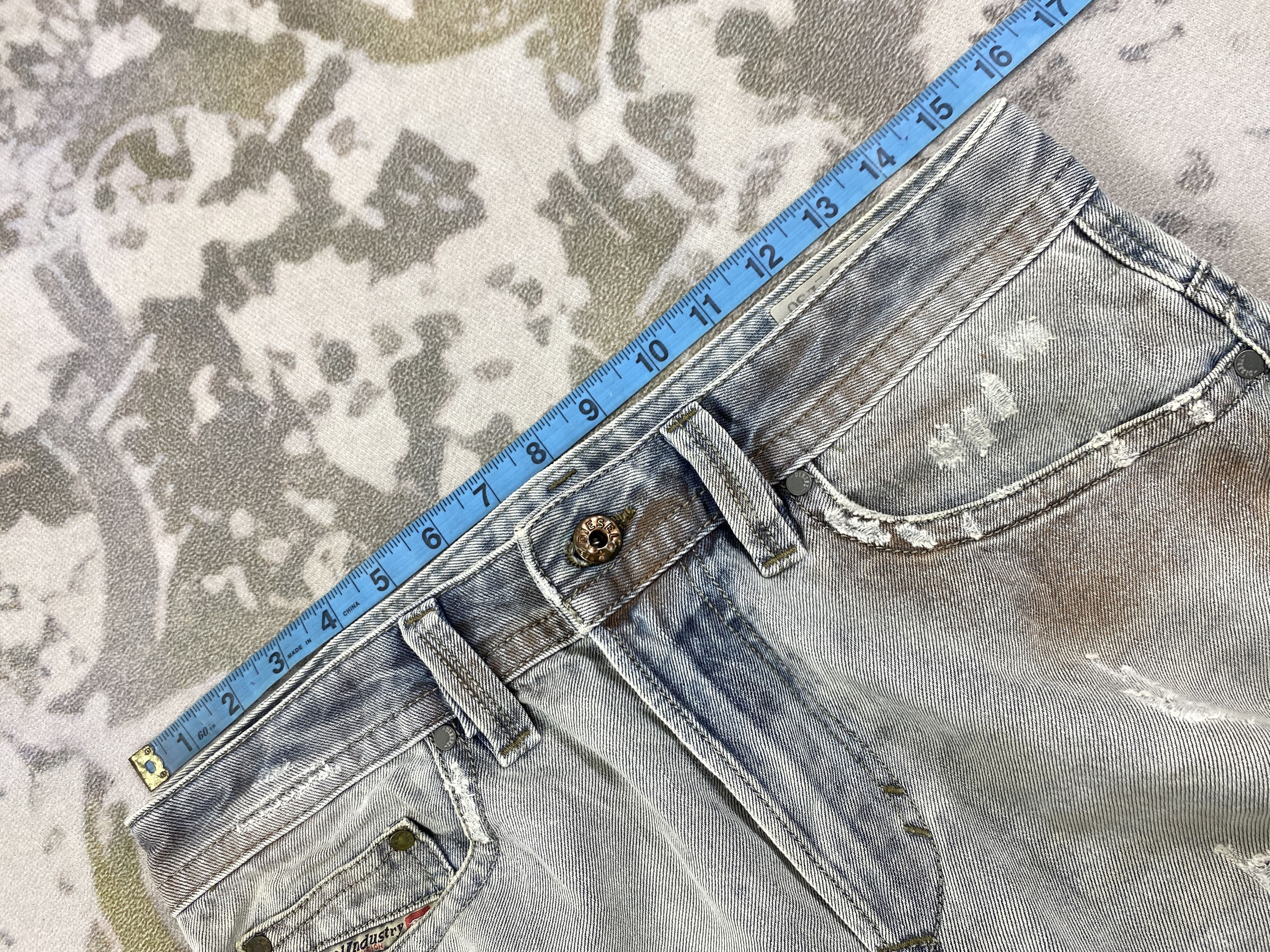Le Grande Bleu (L.G.B.) Vintage diesel Jeans lgb style 31x30 - JN 3015 Size US 31 - 5 Thumbnail