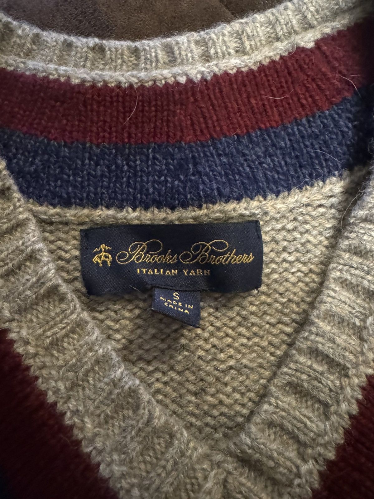 Brooks Brothers Brooks Brothers Wool BlendLong Sleeve V-Neck Tennis Sweater Size US S / EU 44-46 / 1 - 3 Thumbnail