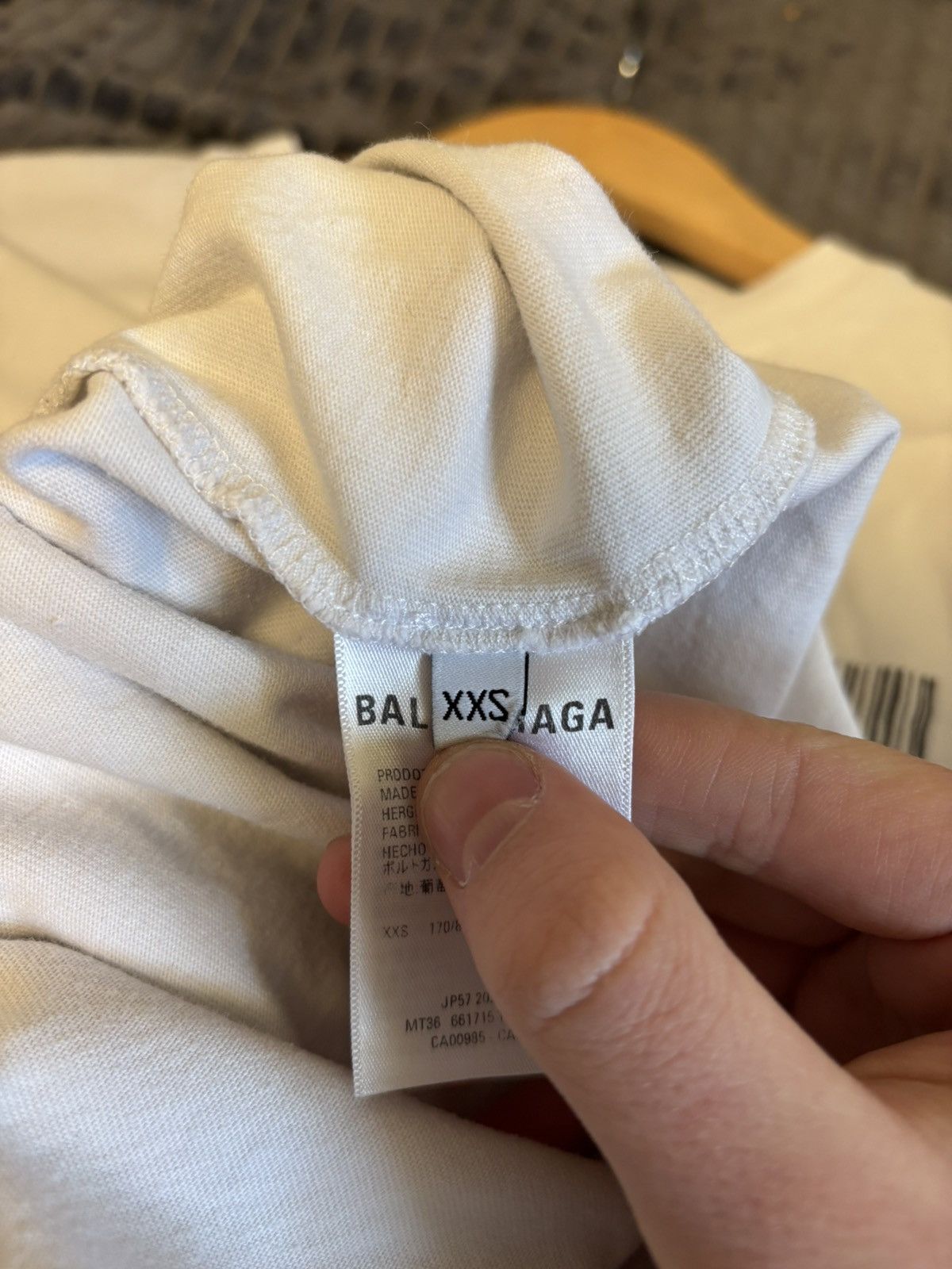 Balenciaga Balenciaga barcode t shirt Size US M / EU 48-50 / 2 - 5 Thumbnail
