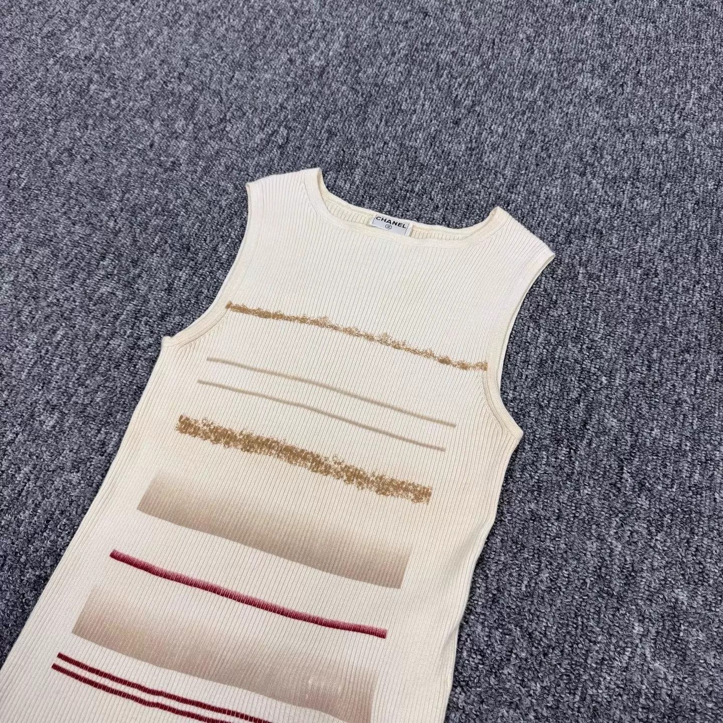 Chanel Chanel Cream H-Striped V-Ribbed Metal Logo Knit Vest 38 Size S / US 4 / IT 40 - 3 Thumbnail